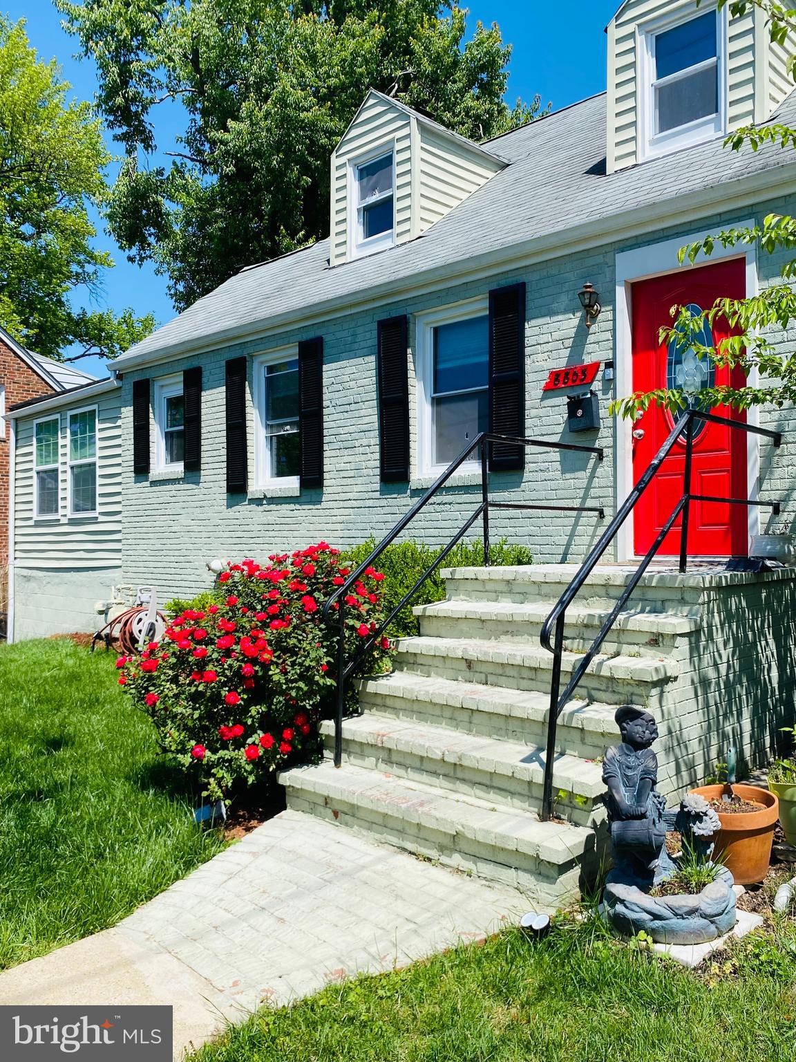 CHARLTON HEIGHTS - Residential