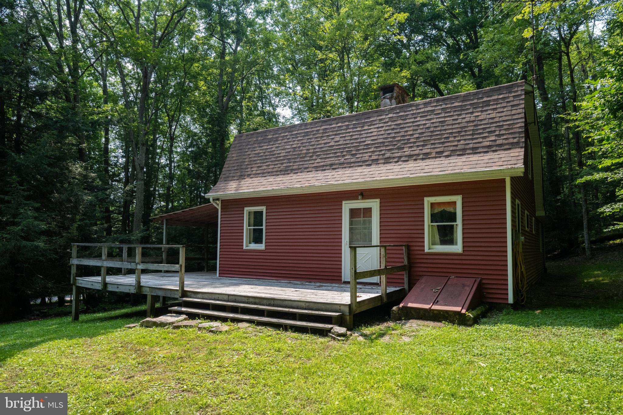 HEMLOCK ACRES - Residential