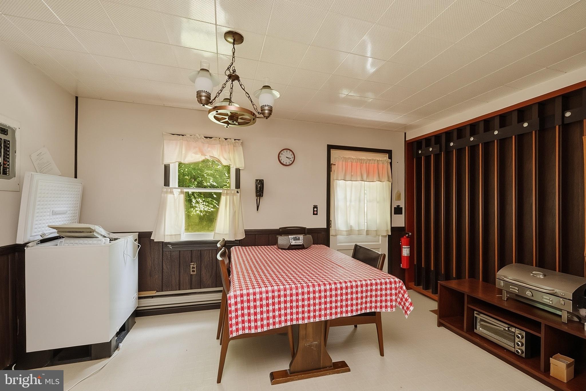 HEMLOCK ACRES - Residential