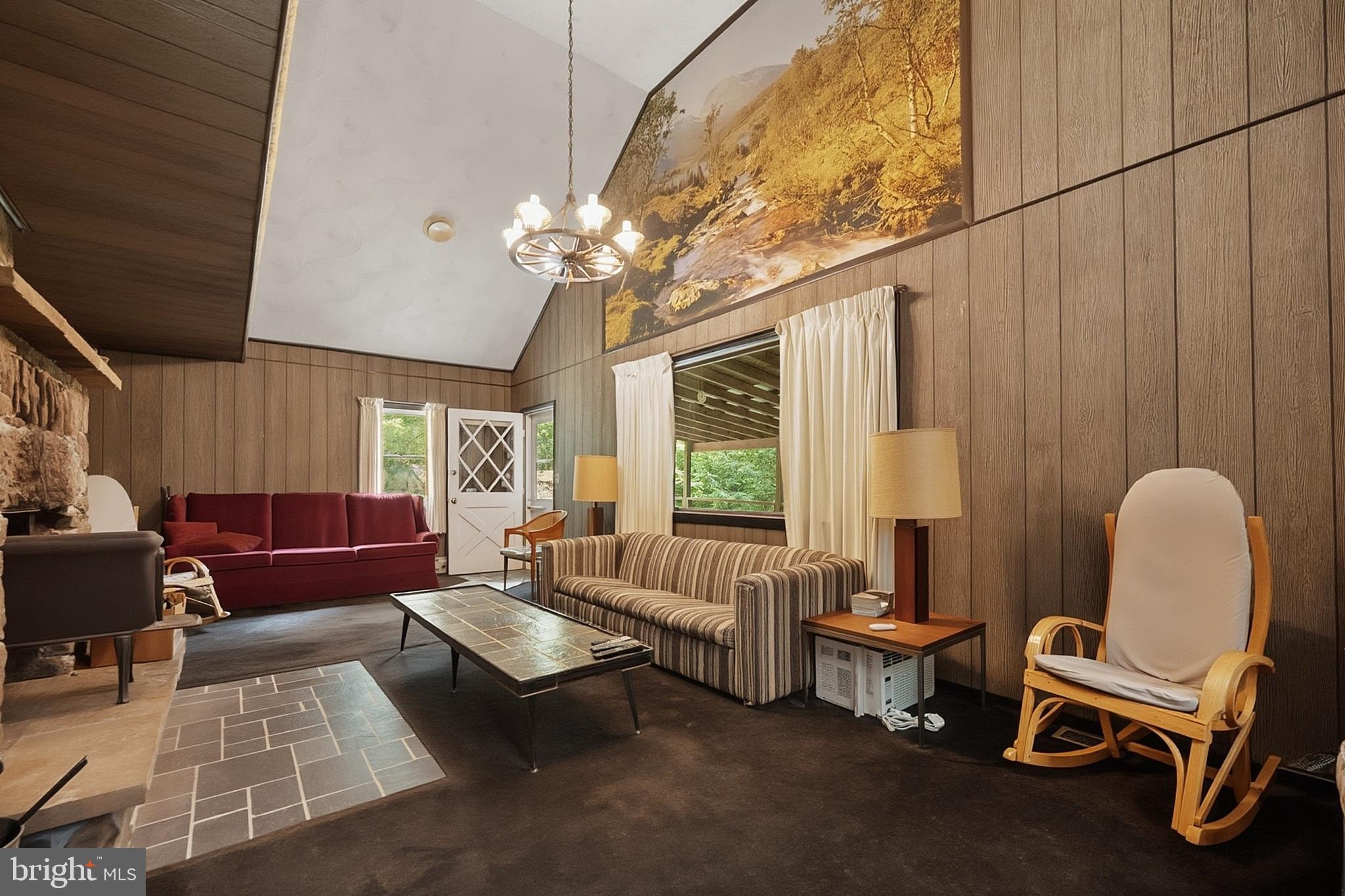 HEMLOCK ACRES - Residential