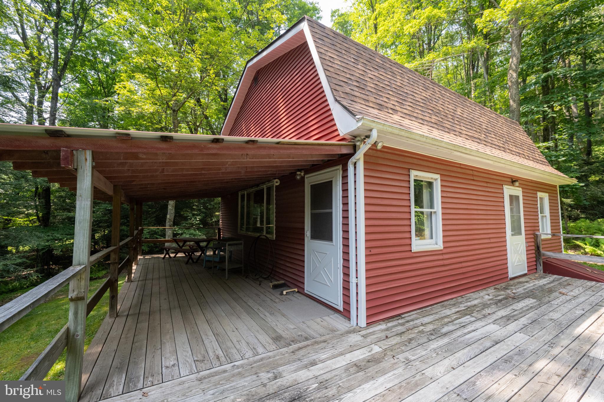 HEMLOCK ACRES - Residential