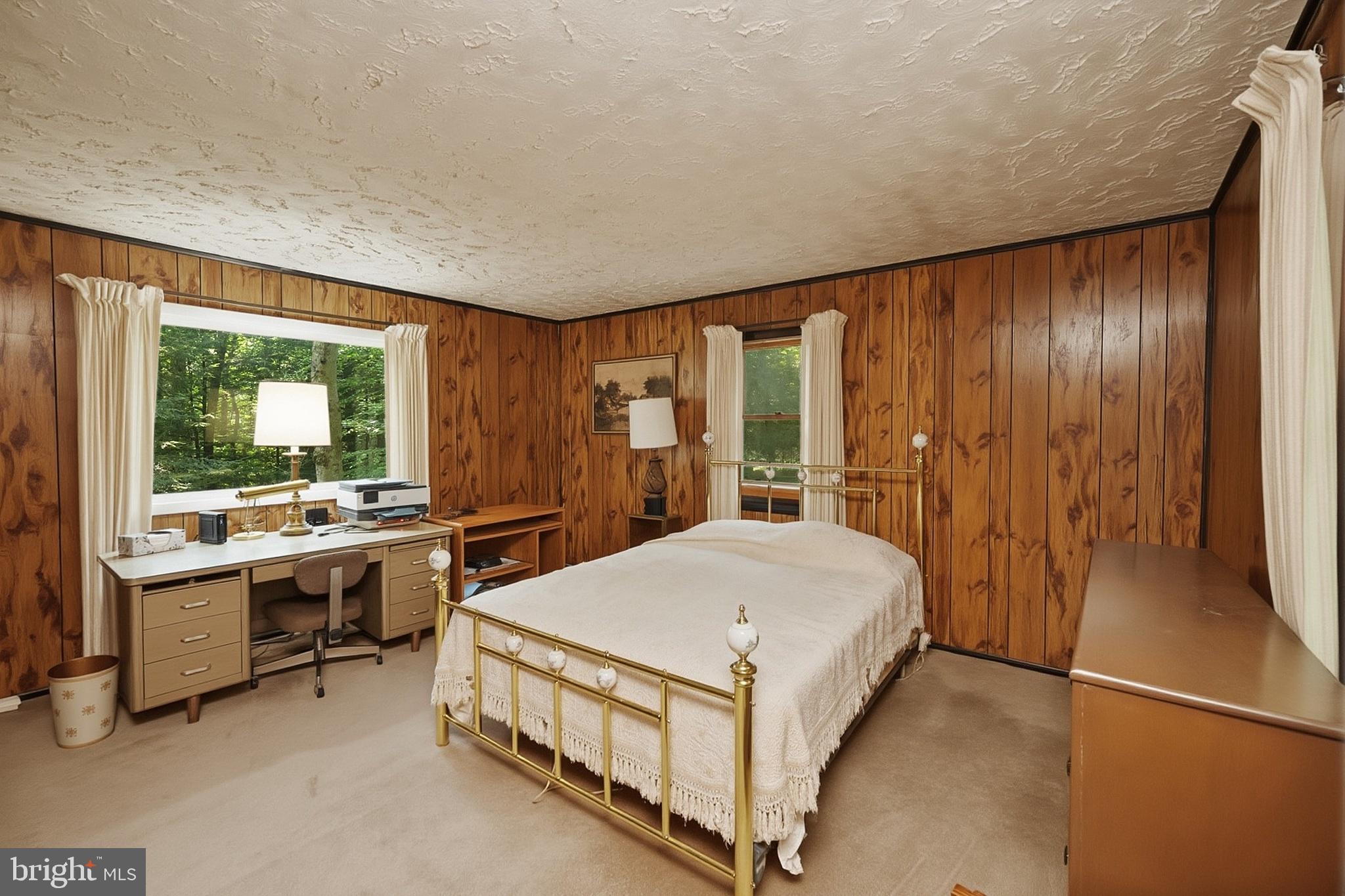 HEMLOCK ACRES - Residential