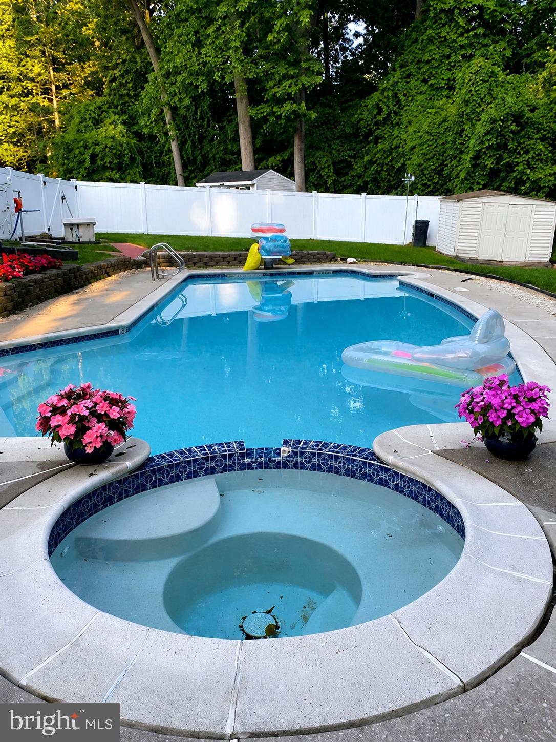 THE WOODLANDS - Residential