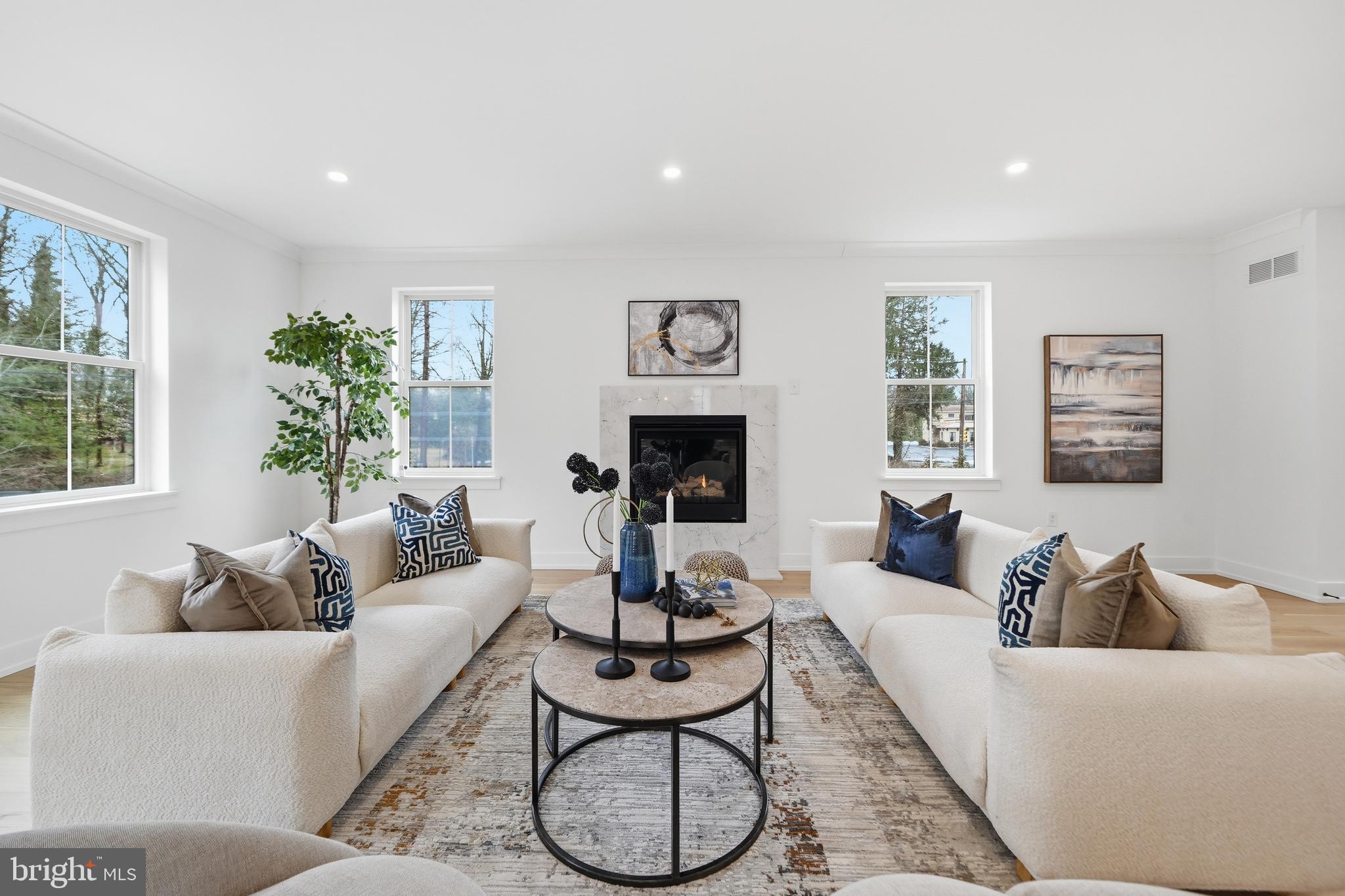 CHURCHVILLE MANOR - Residential
