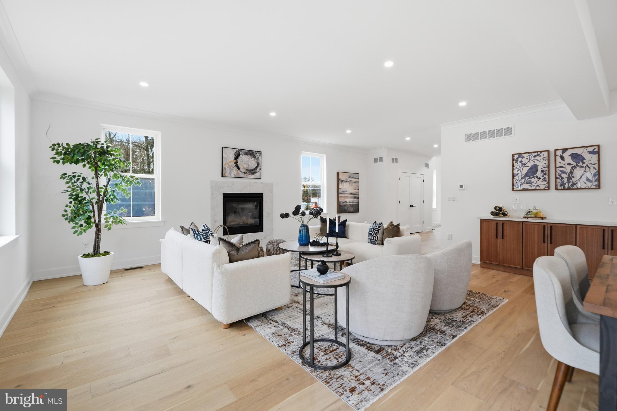 CHURCHVILLE MANOR - Residential