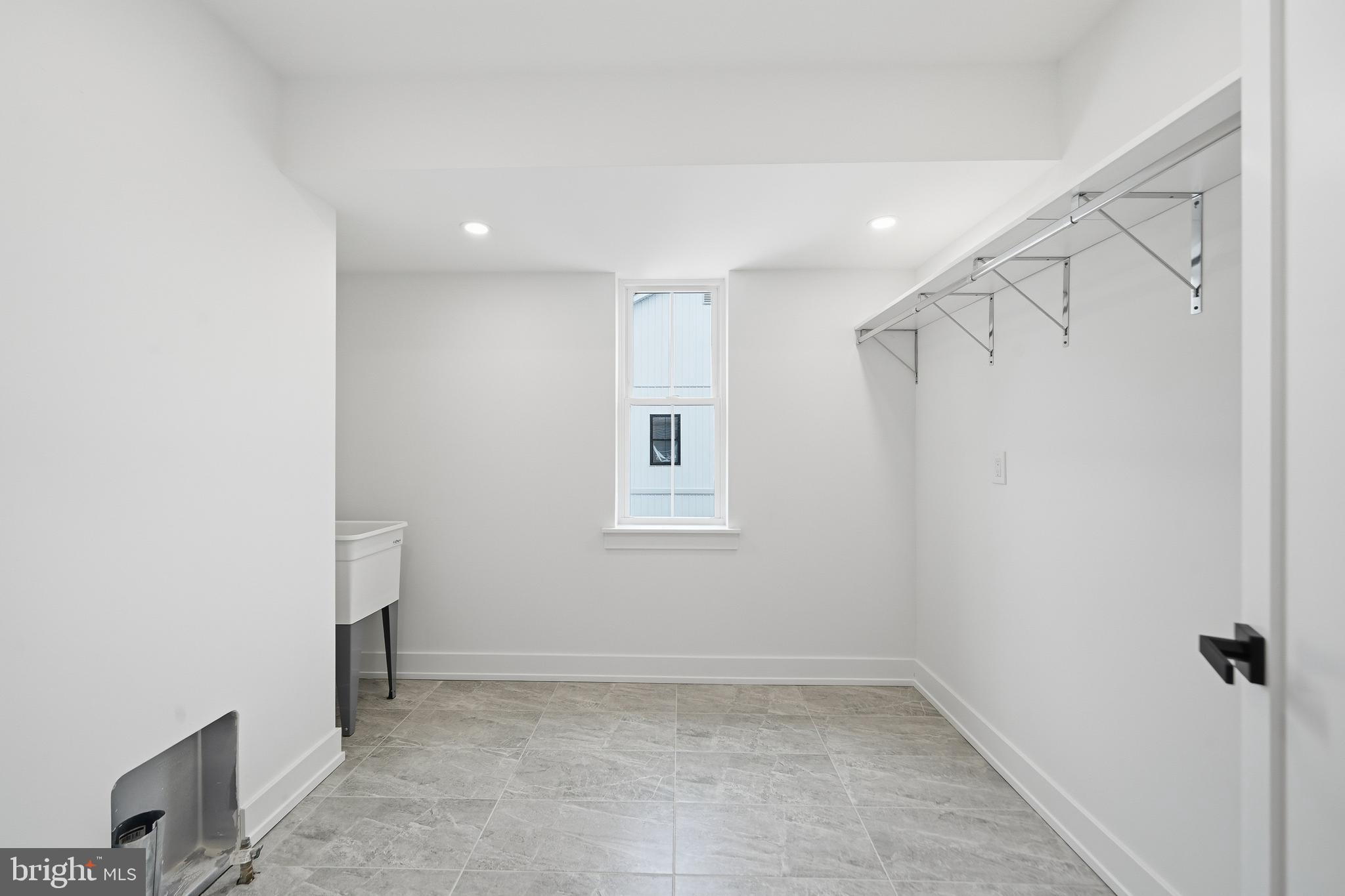 CHURCHVILLE MANOR - Residential