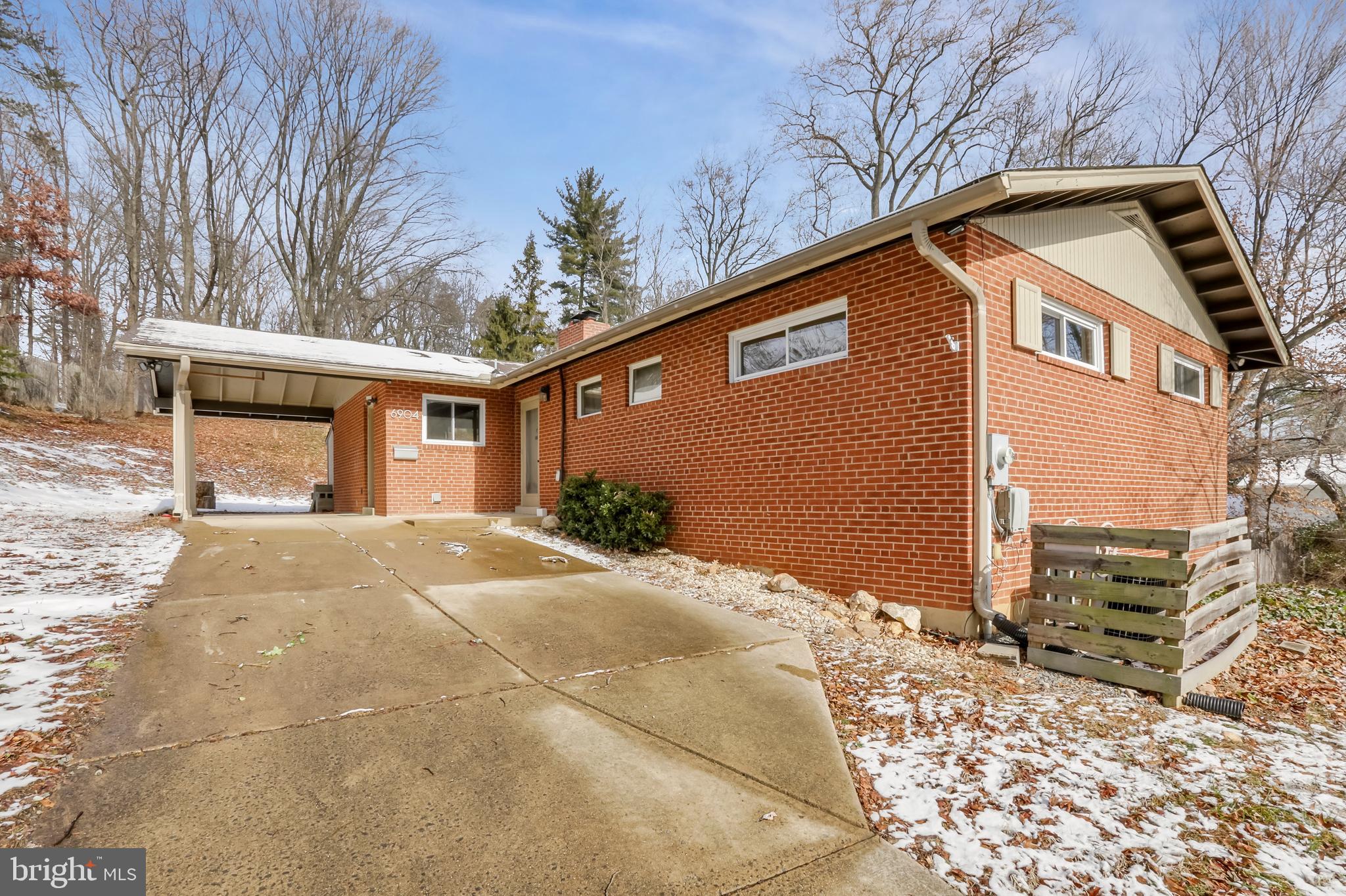 HICKORY HALL ESTATES - Residential