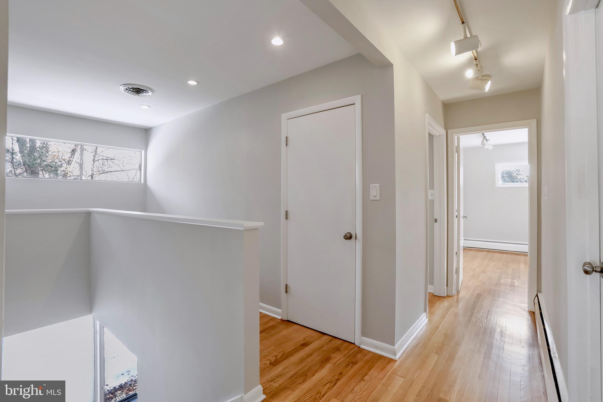 HICKORY HALL ESTATES - Residential