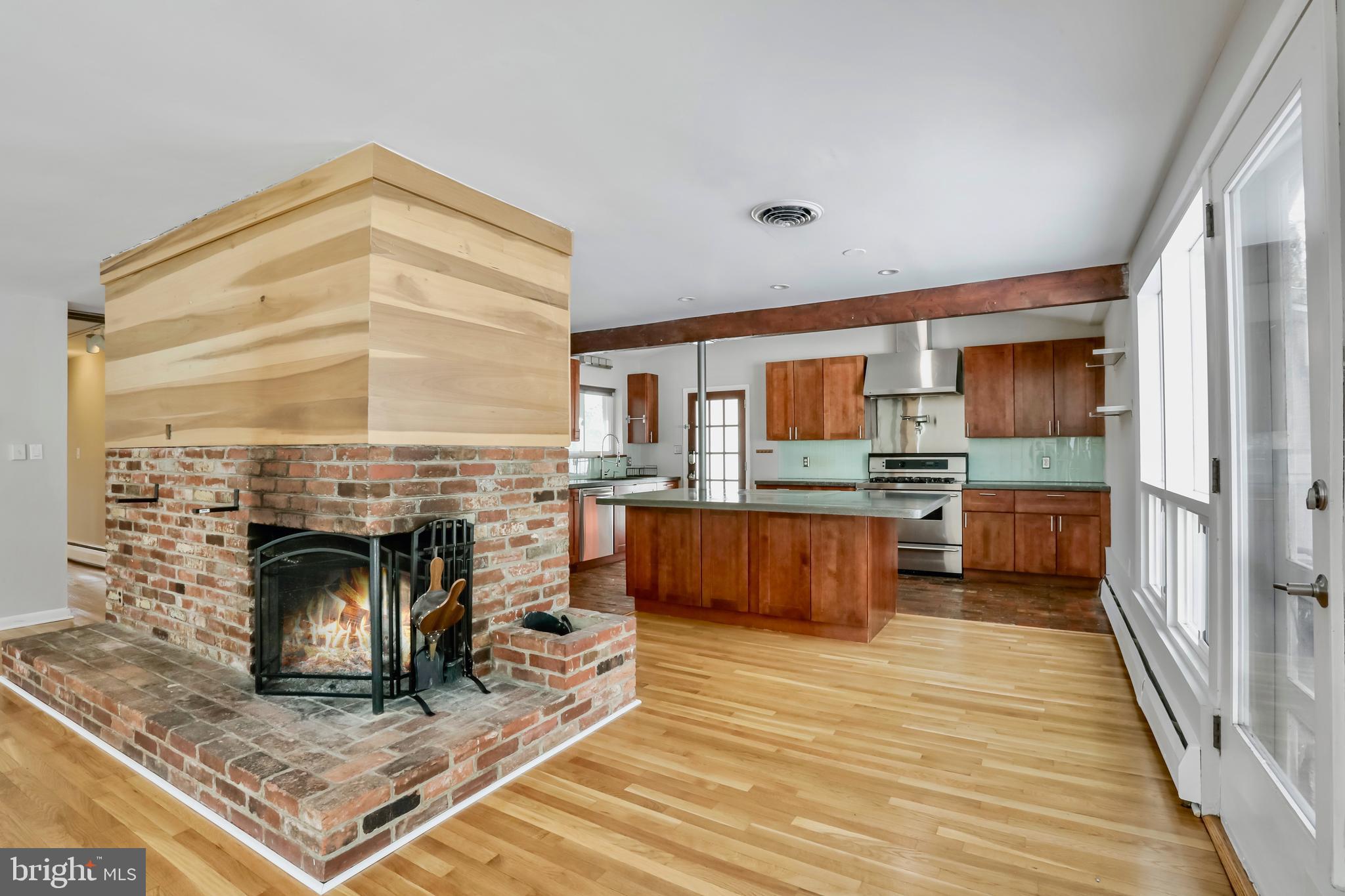 HICKORY HALL ESTATES - Residential