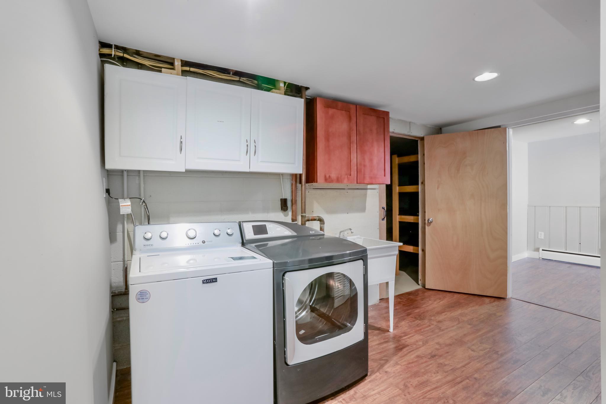 HICKORY HALL ESTATES - Residential