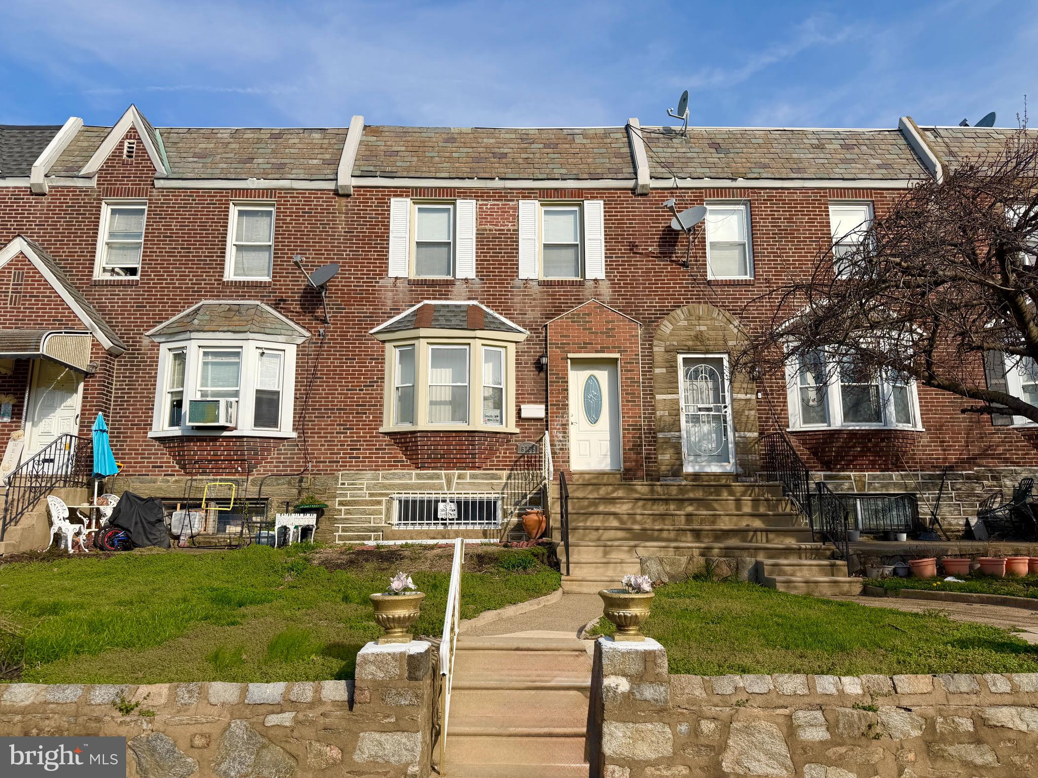 RARE OPPORTUNITY to own this unique, beautiful & professionally remodeled Row home in Elmwood Park section of Southwest Philly with AMAZON WAREHOUSE 3 BLOCKS AWAY! Welcome to this nice Row/Town Home on a very wide 2-way street close to Lindbergh Avenue! Take advantage of this opportunity before it's gone! This Property features 3 Bedrooms, 1 Full Bathroom, Finished Basement, Rear Driveway & an attached garage with interior access! This property has plenty of natural lights to help save on energy! Enter into a good sized living room with beautiful cherry hardwood floors & recessed lights extending all the way through to the spacious open dining room and kitchen. Kitchen features stainless-steel appliances (refrigerator, stove/range), oak cabinets, tile back-splash, cherry hardwood floors & recessed lights. Upstairs features 3 good sized bedrooms with ample closets space! Masters Bedroom has a ceiling fan! All of 2nd floor also has very nice cherry hardwood floors & recessed lights all throughout! Main Hallway bathroom on 2nd floor features a single vanity, medicine mirror cabinet, modern track light fixture, tile floorings, tile walls and tile shower walls, toilet, tub with frosted sliding glass shower doors, & natural light beaming through the skylight! There is also a beautiful & spacious finished basement with tile floors & recessed lights that can be used as a family room or bedroom! Utility area consists of heating system & hot water heater! BRAND New Heating System installed on 09/2024! Roof has been silvercoated since 06/2023! There is an interior access into the attached garage with electric garage opener & remote! At the rear of property can also park an extra car at the rear driveway! Property also has a good size front yard with nice curb appeal! Start off your new home w/ this very low maintenance home! This home is very well-maintained & it's in a move-right-in condition! Property is being sold strictly in AS-IS, WHERE-IS Condition. Rents around this area are about $1,600-1,850/month. Why rent when you can own this house for much less than the rents around the area? Septa bus / trolley stops & public transportation are easily accessible in the area! Close to supermarkets, stores, gyms, restaurants, parks & minutes from Penrose Plaza Shopping Center. Easy access to all major highways! Minutes away from Philadelphia's International Airport, Philadelphia's Auto Mall, Drexel University, Saint Joseph’s University (formerly known as University of the Sciences in Philadelphia), University of Pennsylvania, Center City & Penns Landing! PRICED VERY COMPETITIVELY TO SELL!! GREAT for First-Time Homebuyer or Investor!!! Get an offer in quickly before it's gone! Many First-Time Homebuyer's Programs available that can help you save! Available mortgage financing w/ very low down payment!! There is a couple of GRANTS (Up to $10,000) for First-Time Homebuyer (if qualified)! Limited Time Offer Only!!! Ask me how! Easy to show! 

***INCLUDES 1 YEAR American Home Shield HOME WARRANTY
***Some photos are virtually staged.***