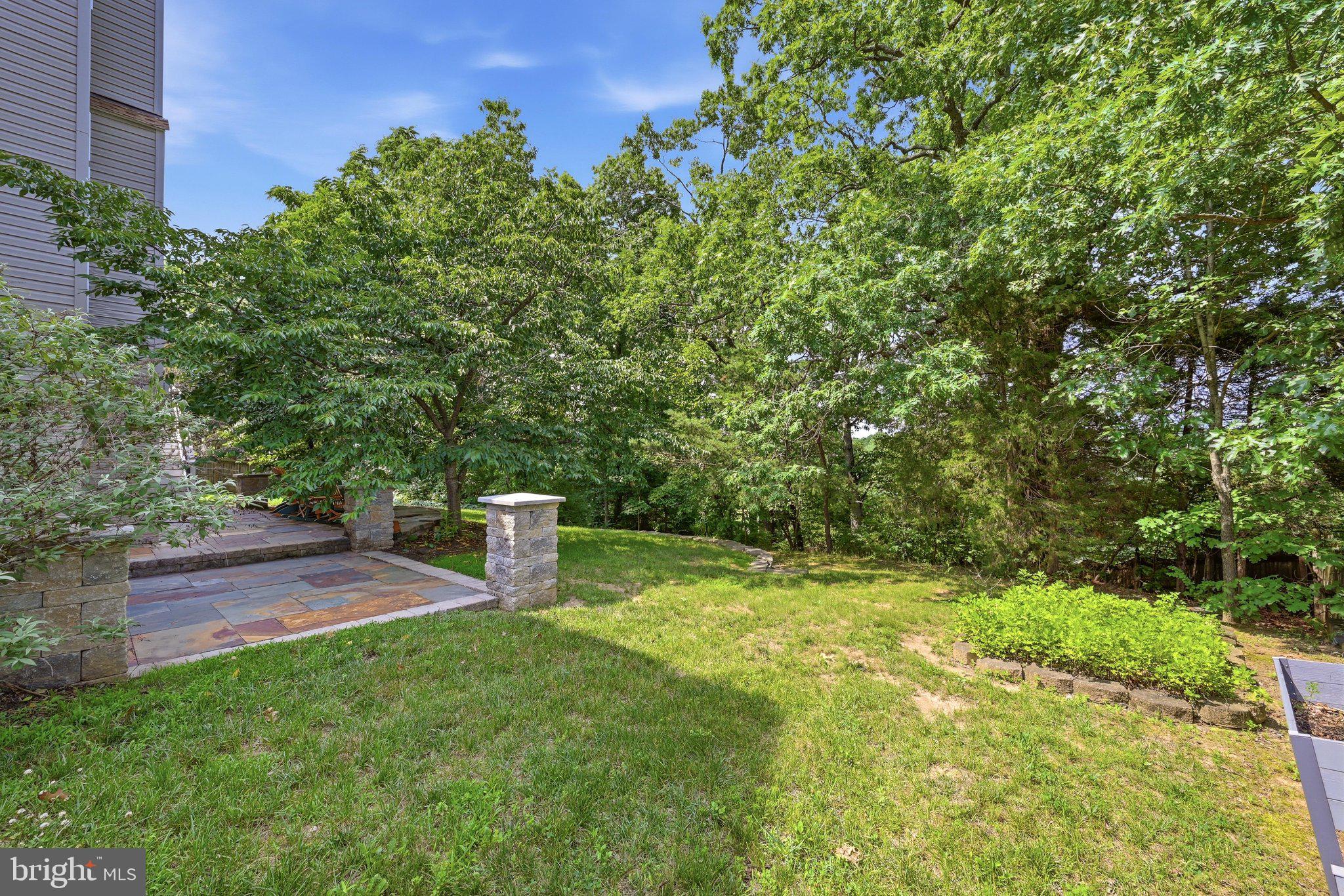 FIELDSTONE - Residential
