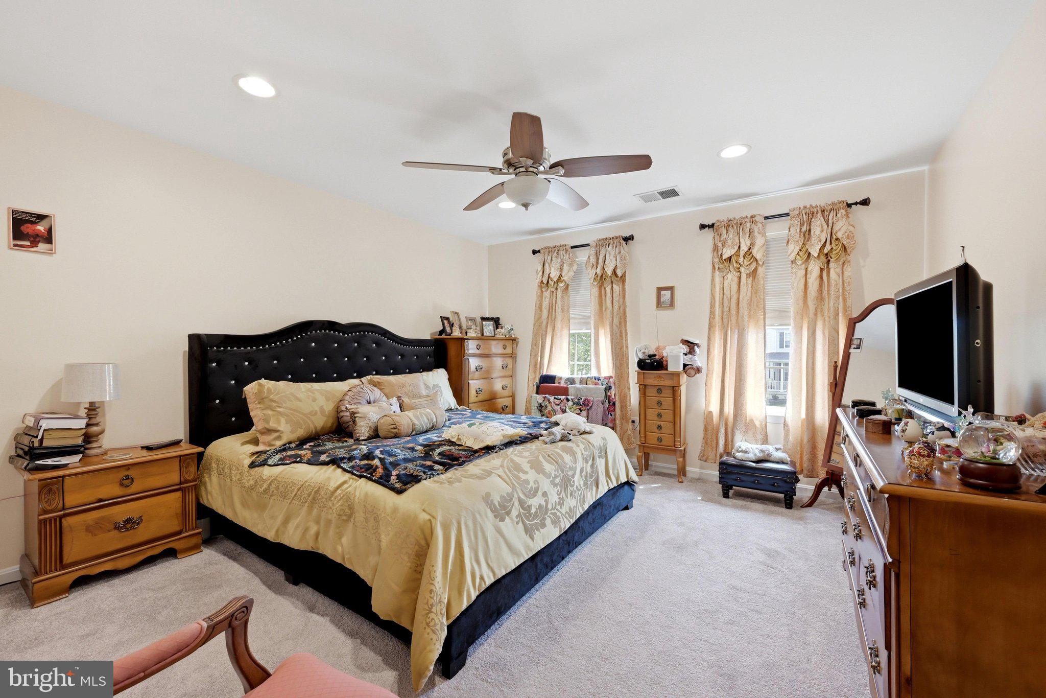 FIELDSTONE - Residential