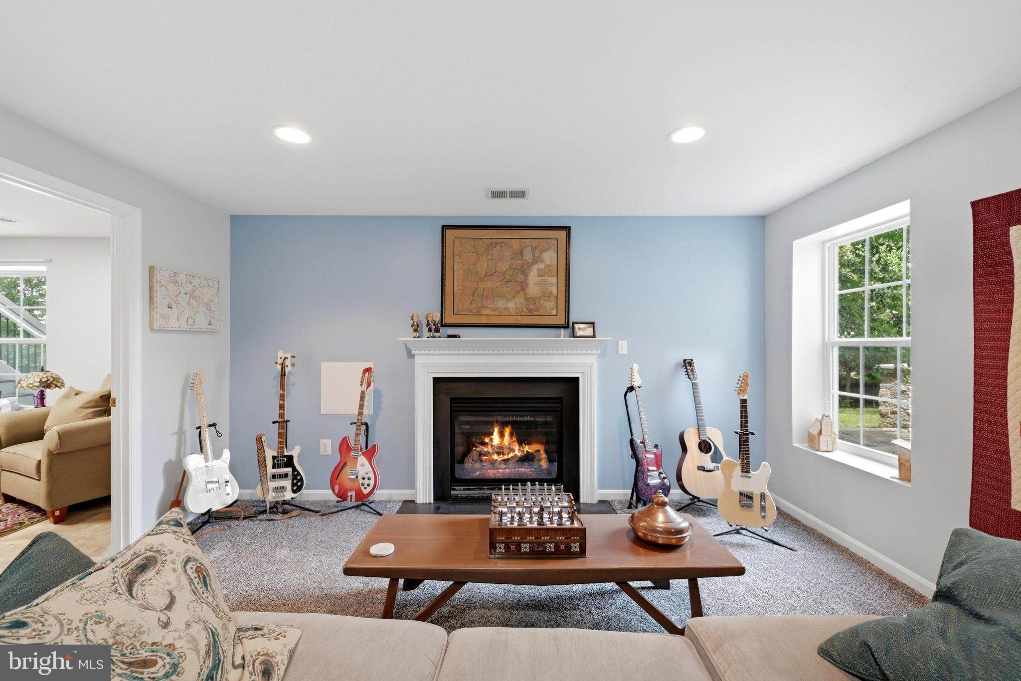 FIELDSTONE - Residential