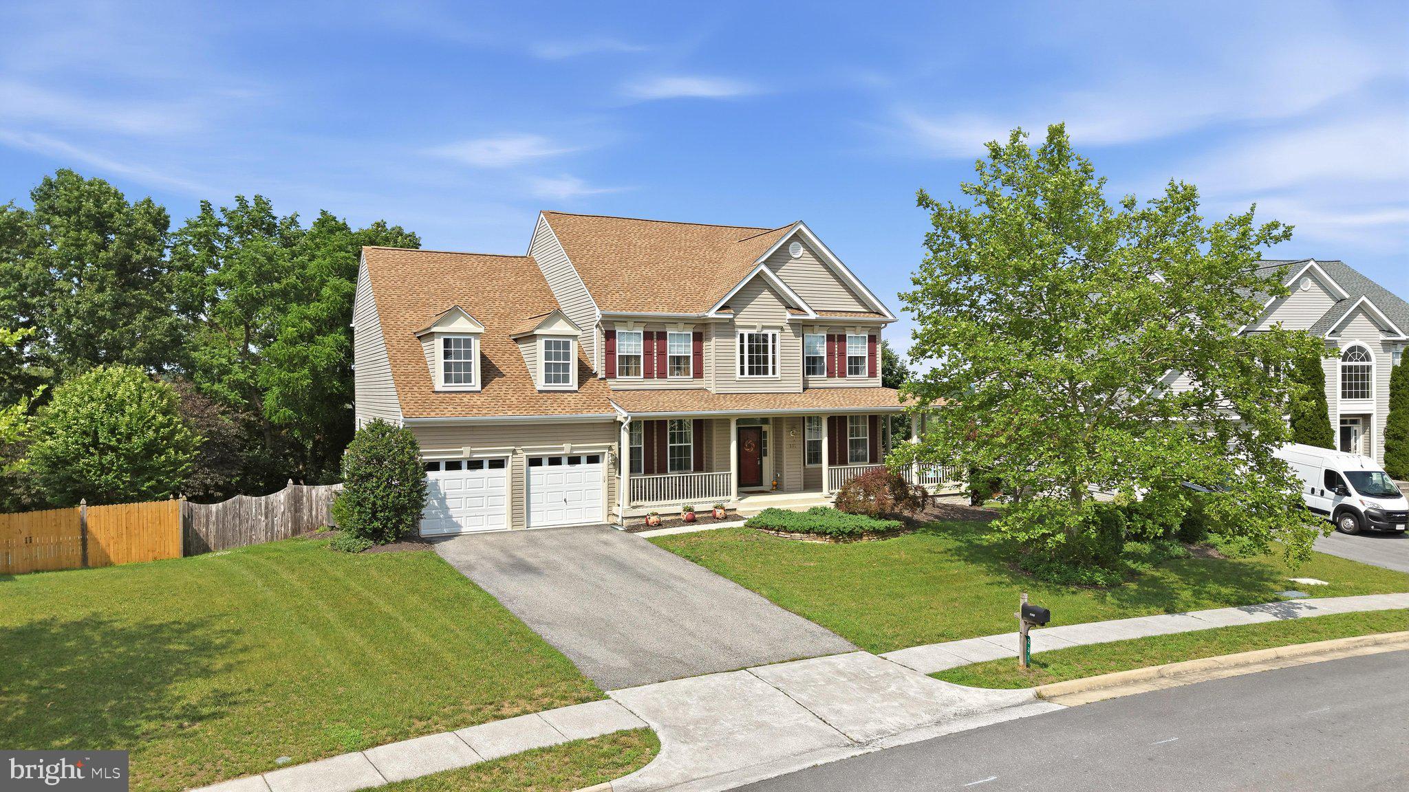FIELDSTONE - Residential