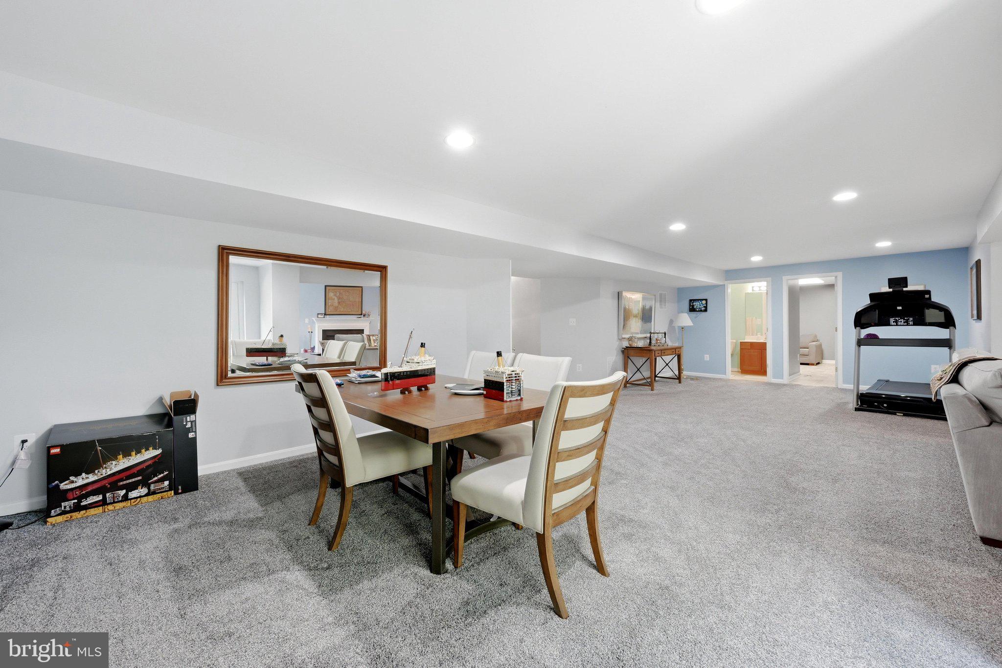 FIELDSTONE - Residential