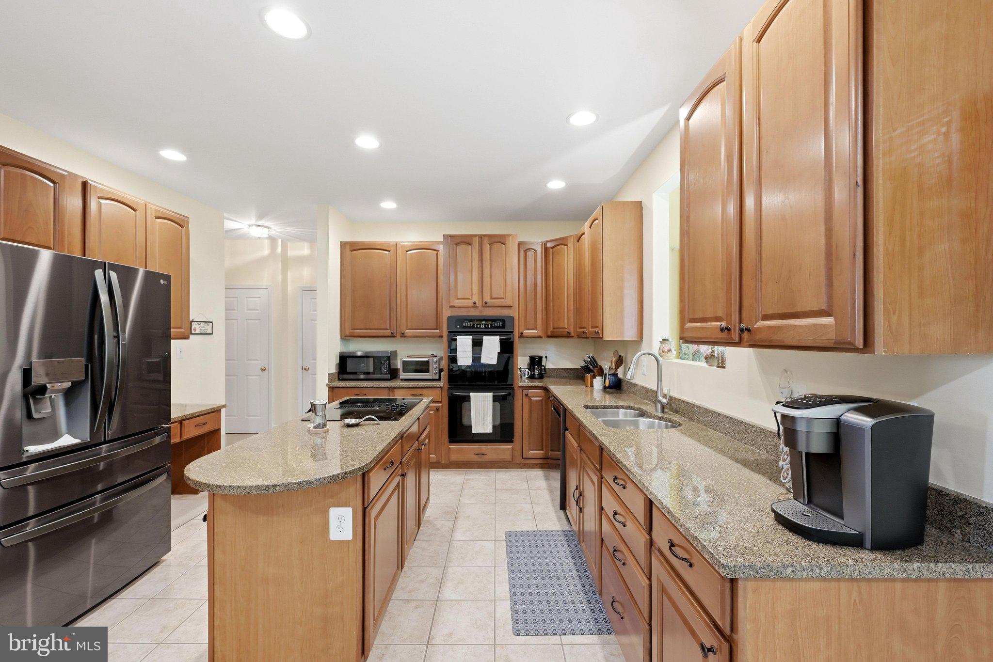 FIELDSTONE - Residential