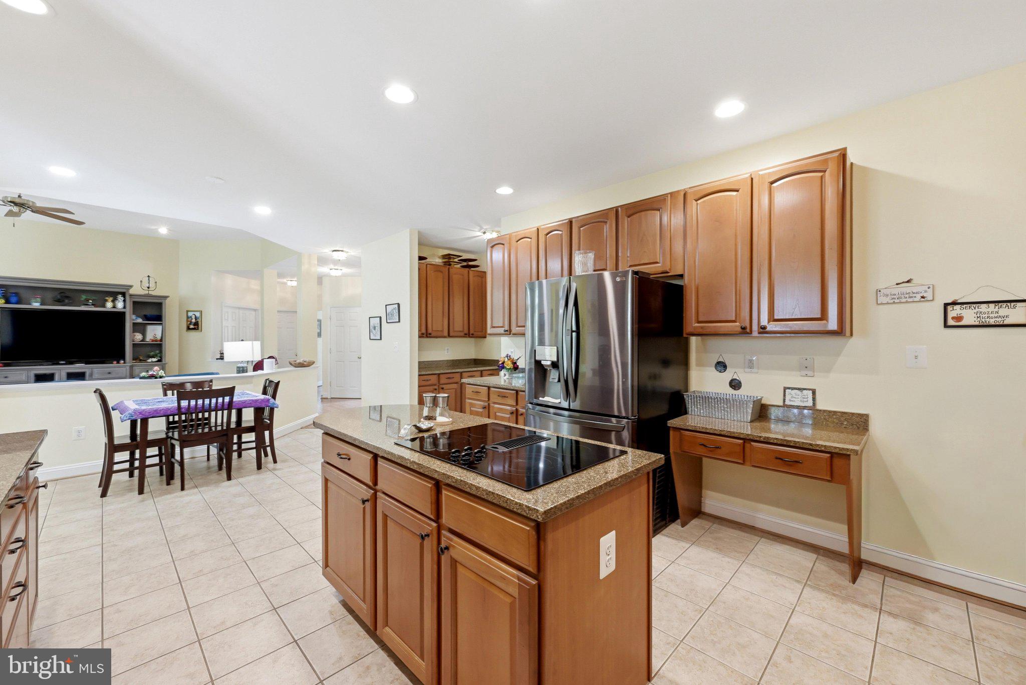 FIELDSTONE - Residential