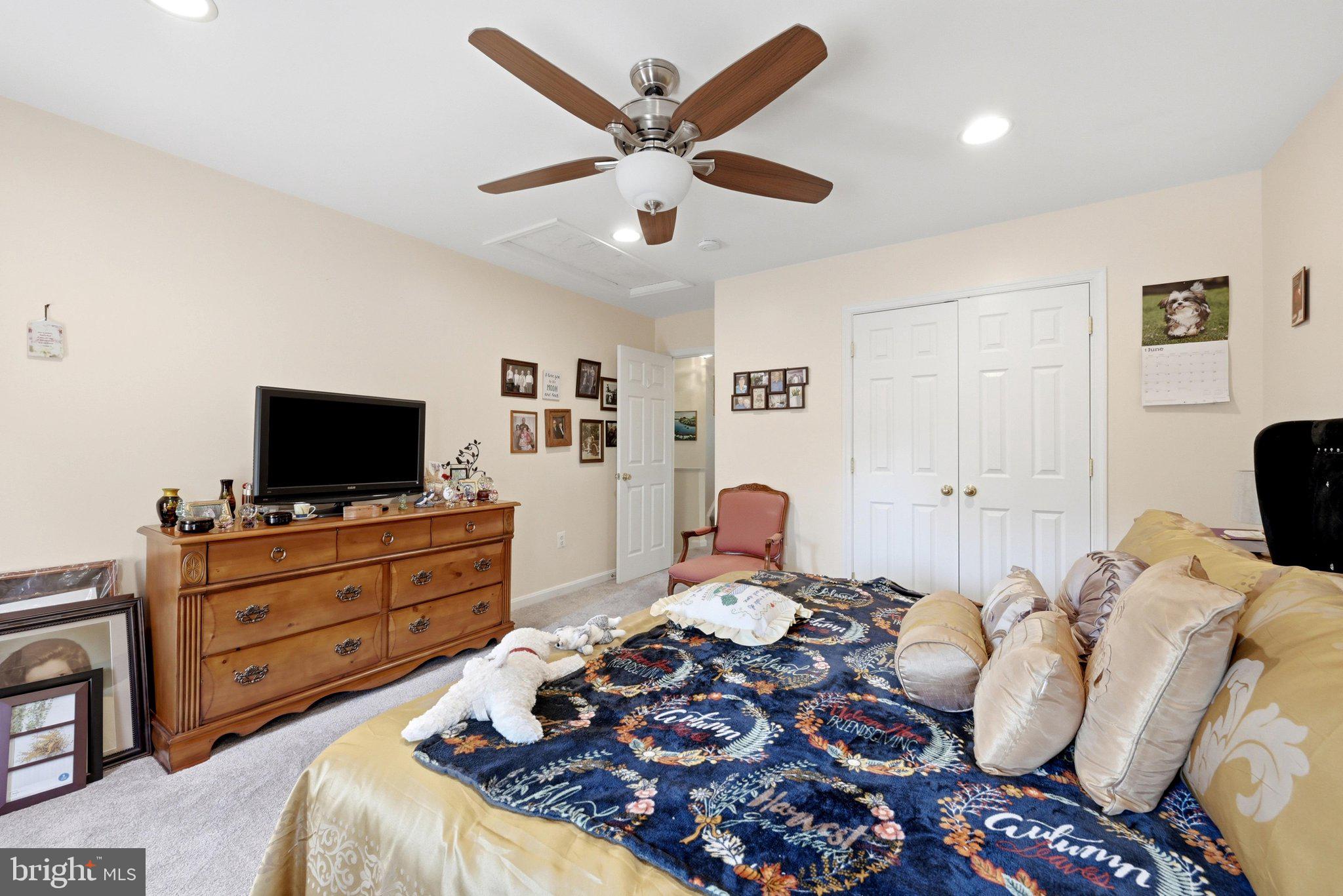 FIELDSTONE - Residential