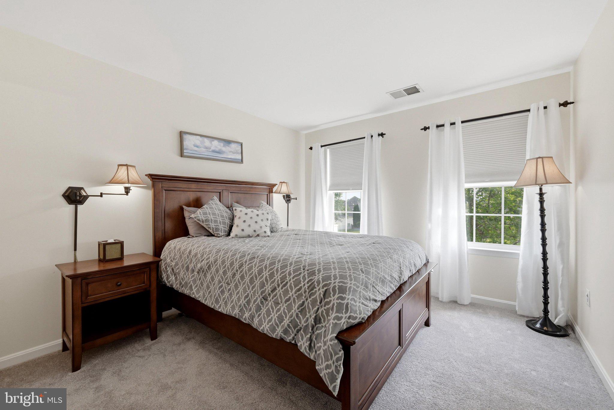 FIELDSTONE - Residential