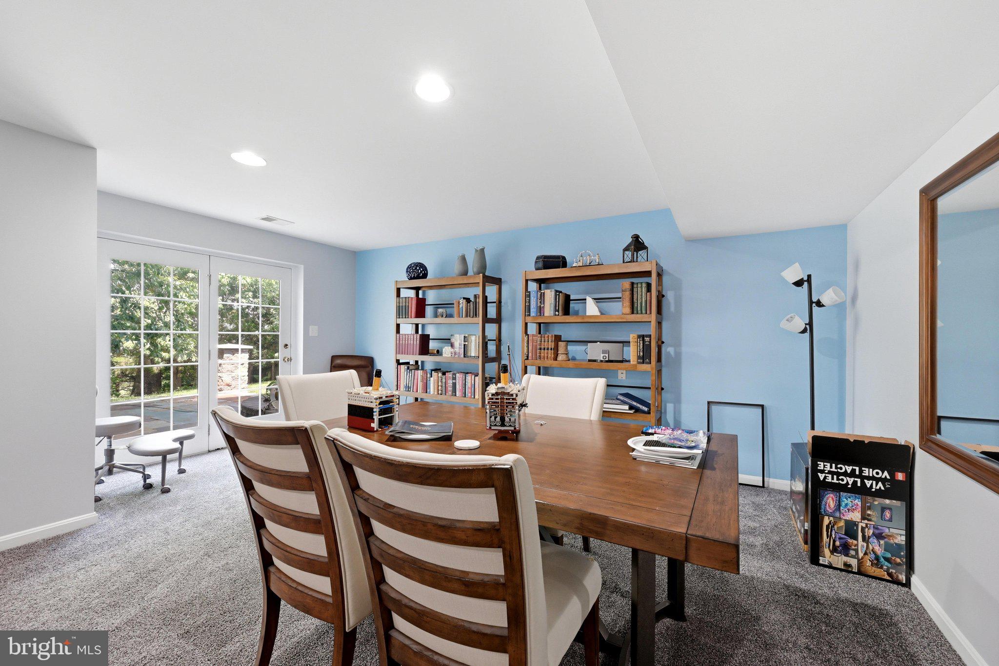 FIELDSTONE - Residential