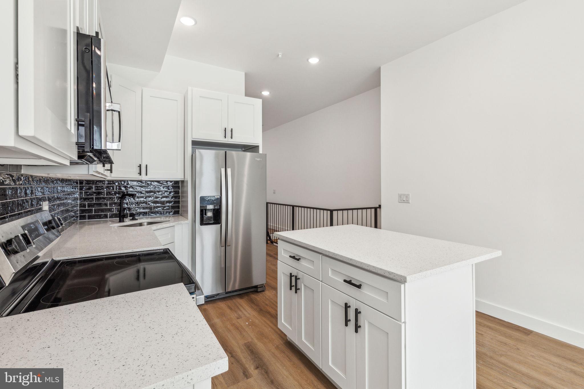 WEST KENSINGTON - Residential Income