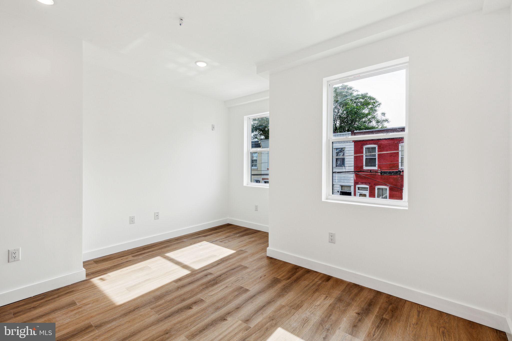 WEST KENSINGTON - Residential Income