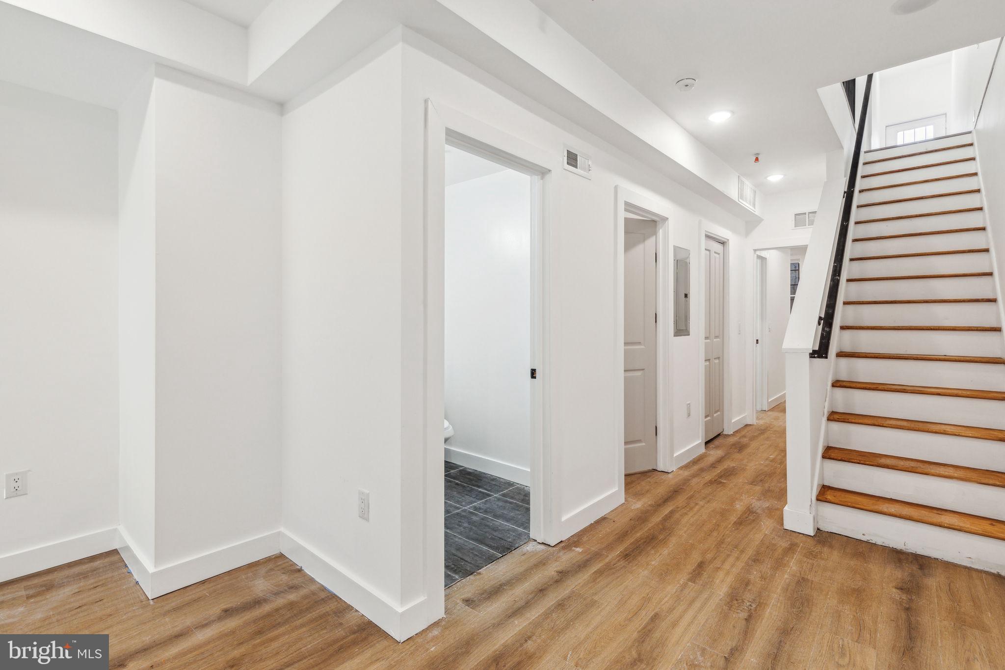 WEST KENSINGTON - Residential Income