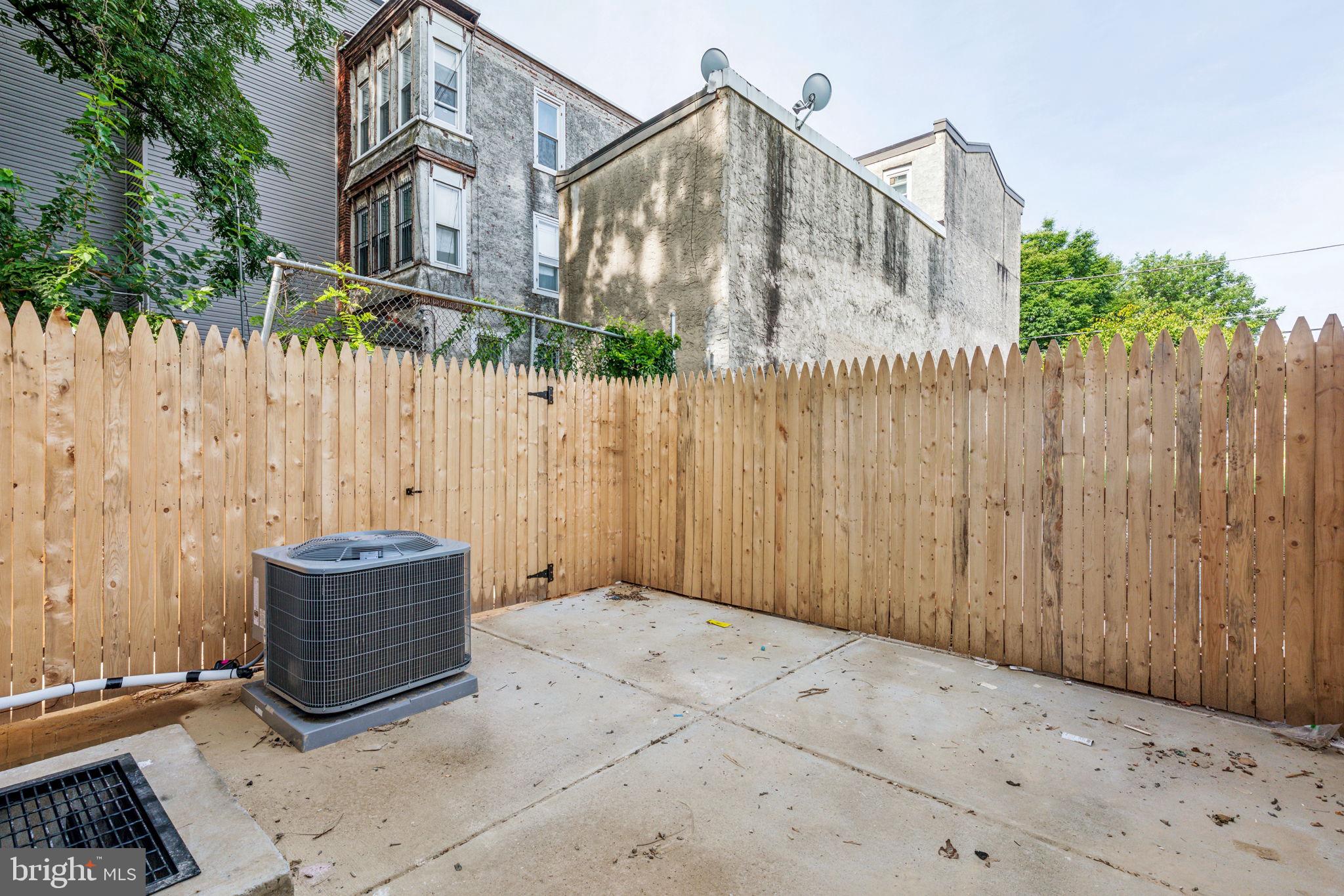 WEST KENSINGTON - Residential Income