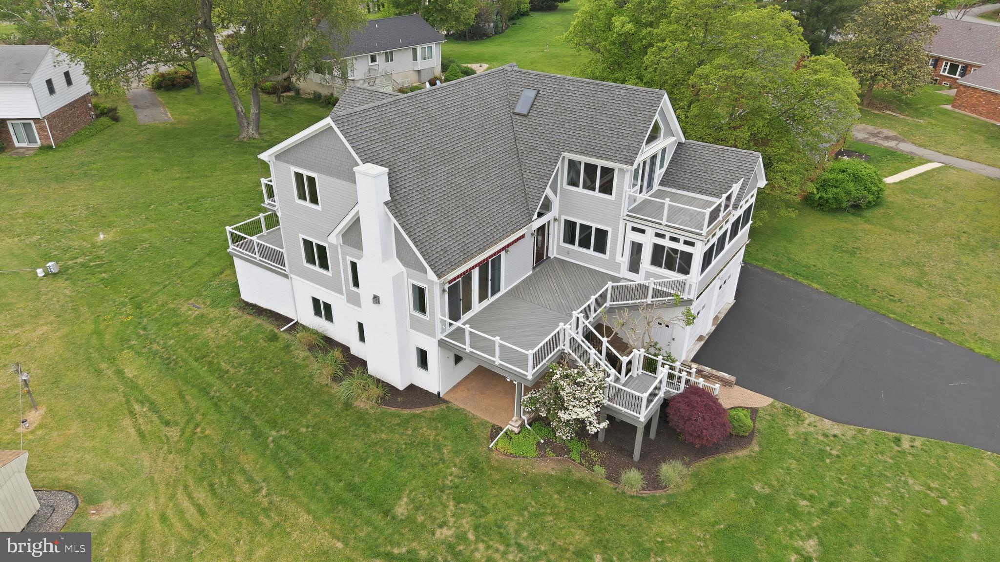 CHESAPEAKE ISLE - Residential