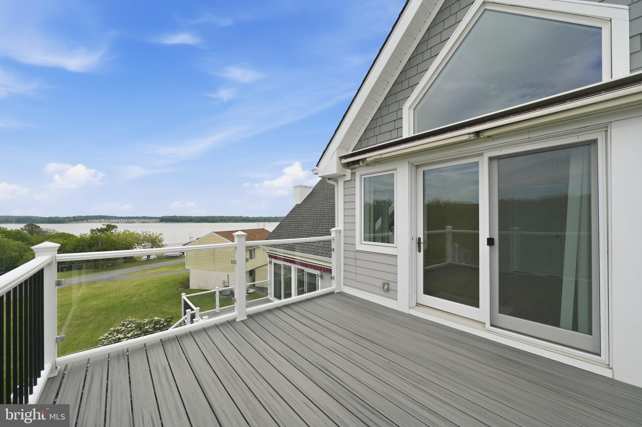 CHESAPEAKE ISLE - Residential