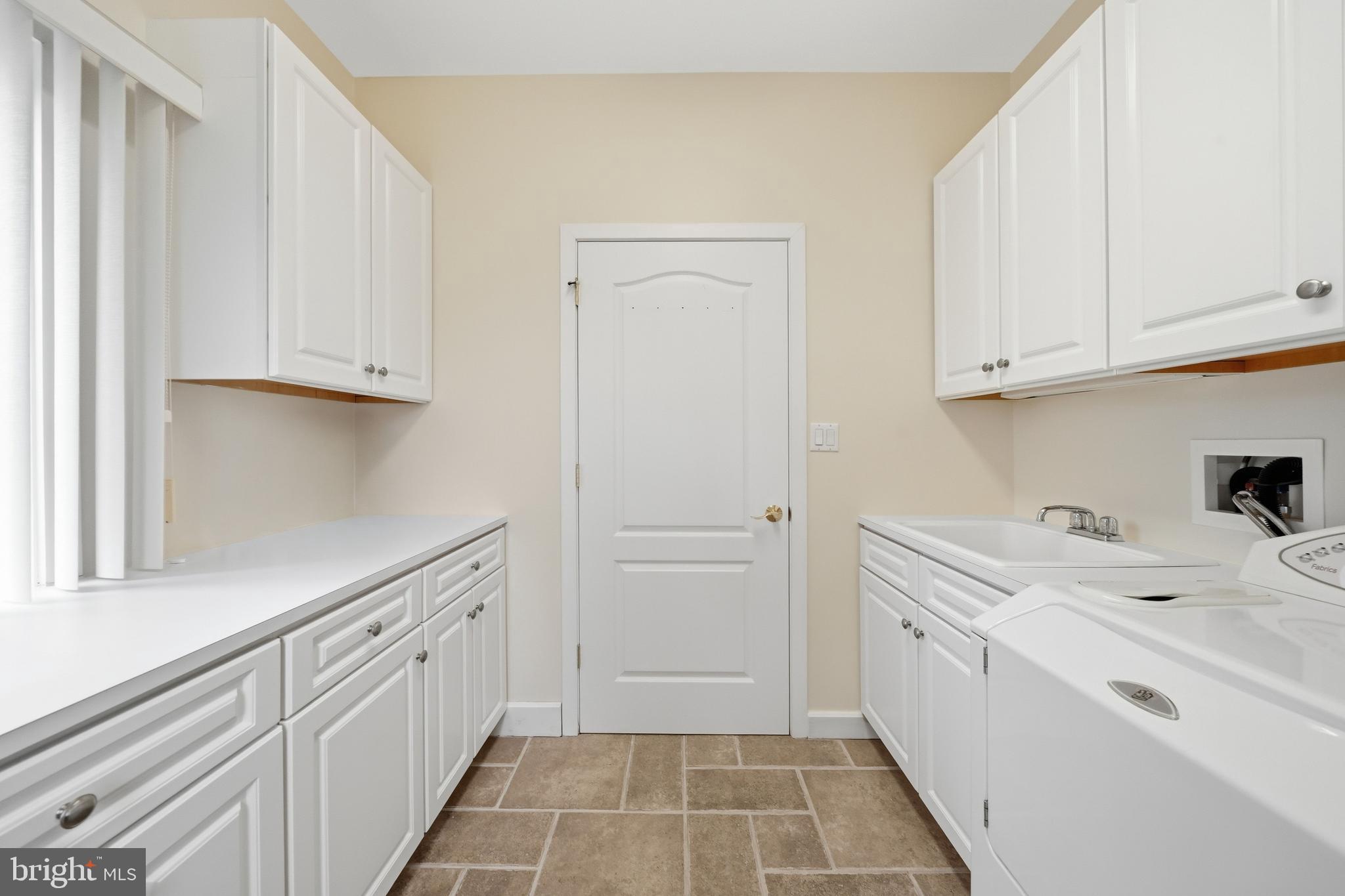 CHESAPEAKE ISLE - Residential