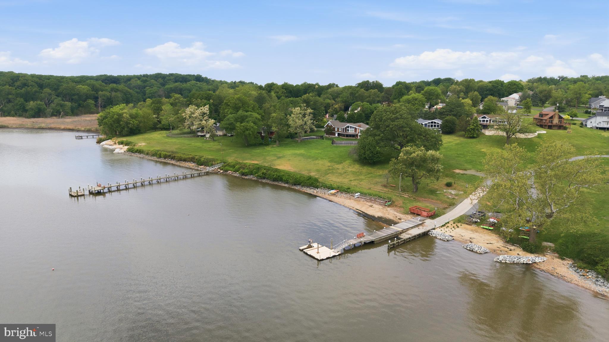 CHESAPEAKE ISLE - Residential