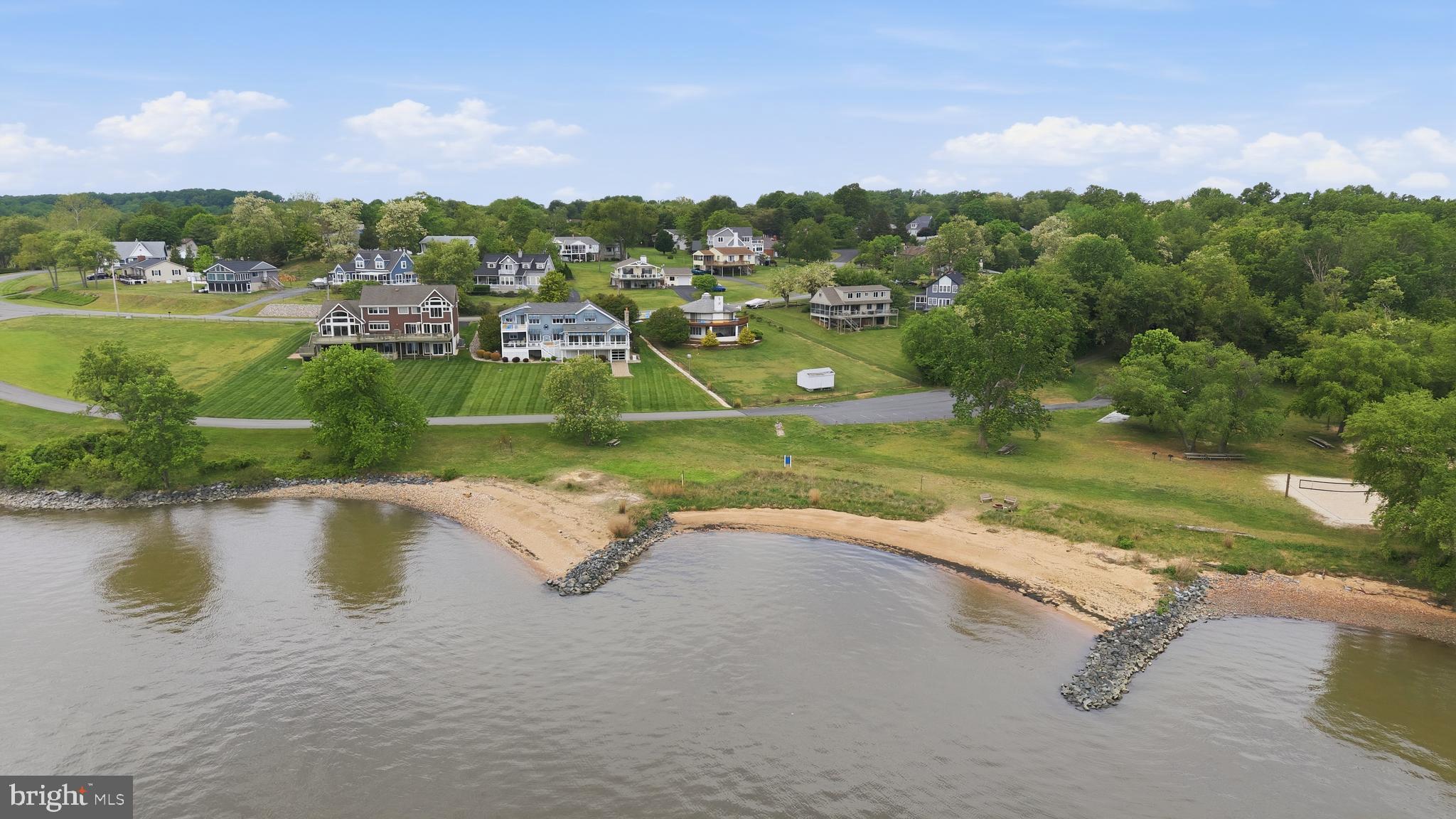 CHESAPEAKE ISLE - Residential
