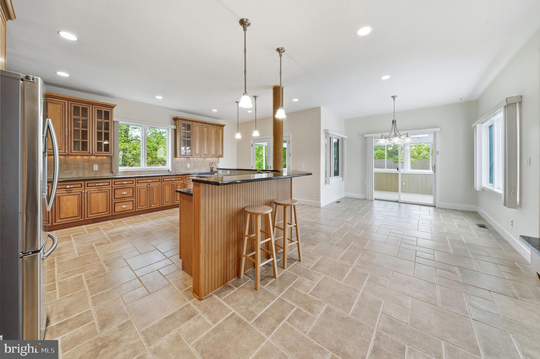 CHESAPEAKE ISLE - Residential