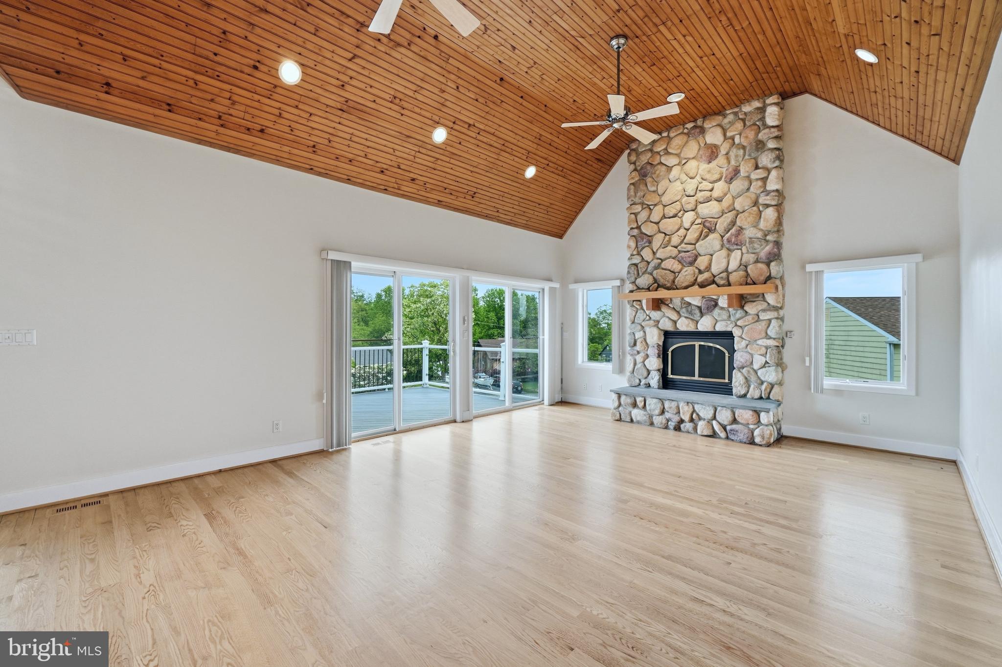 CHESAPEAKE ISLE - Residential