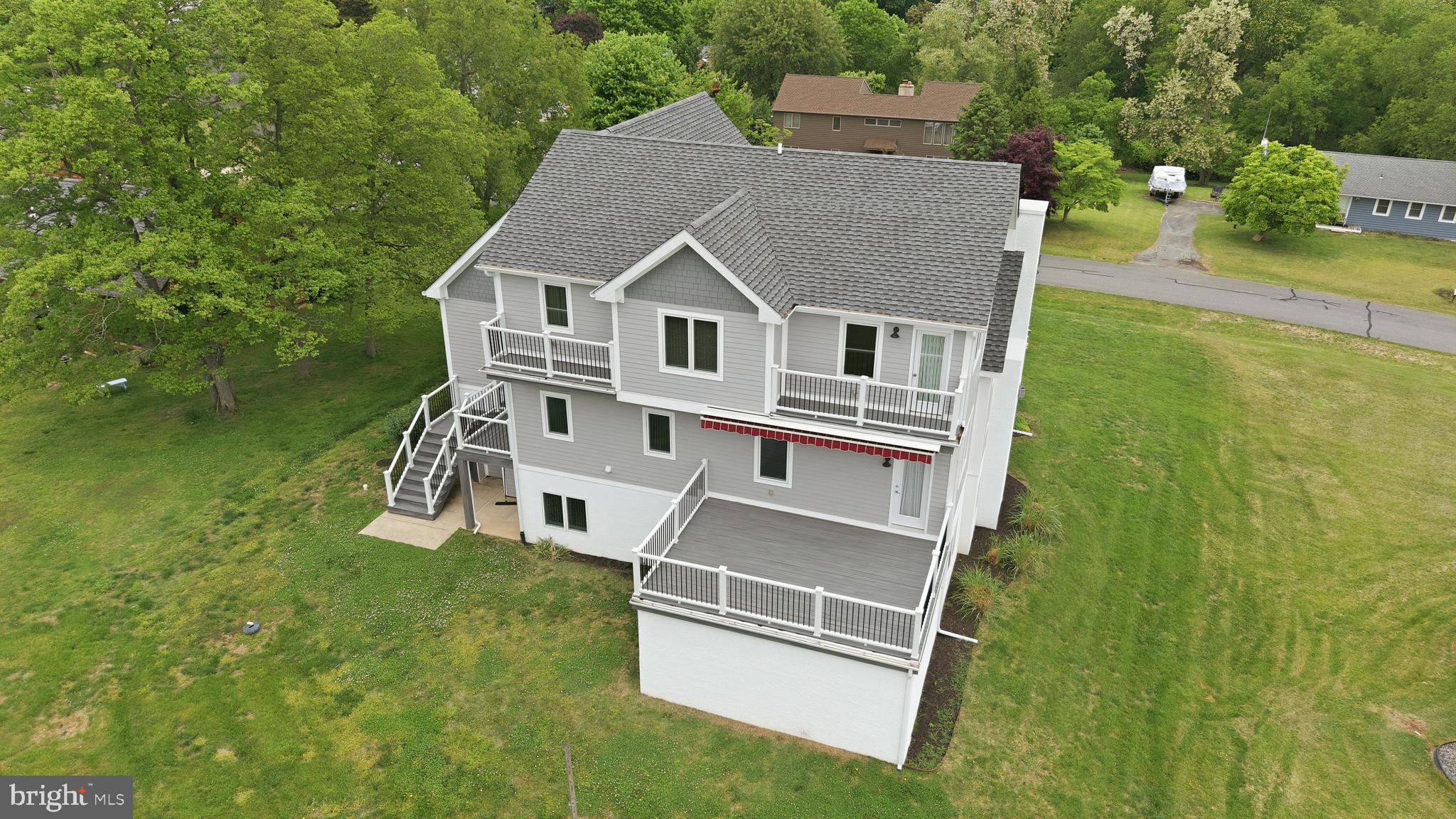 CHESAPEAKE ISLE - Residential