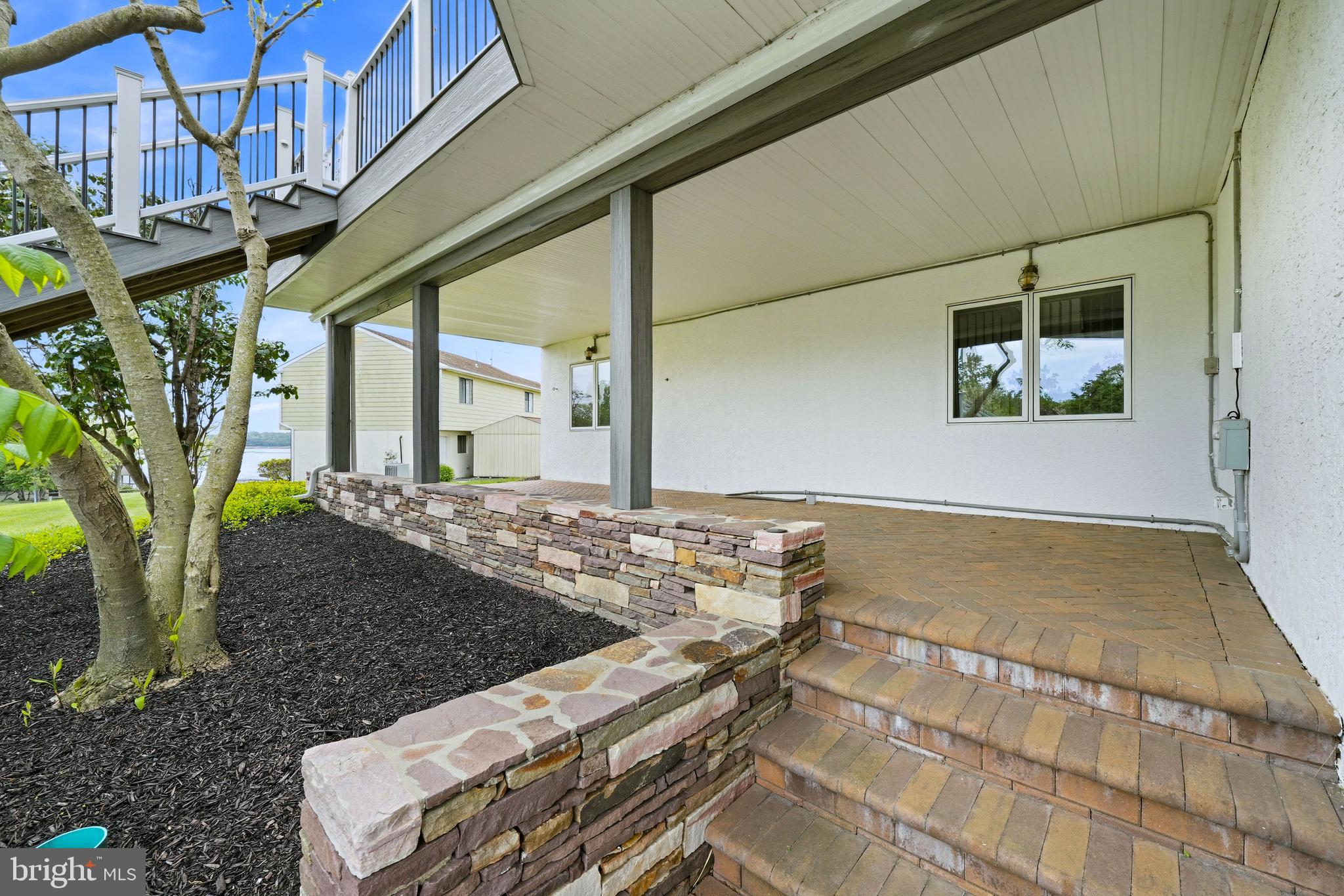 CHESAPEAKE ISLE - Residential