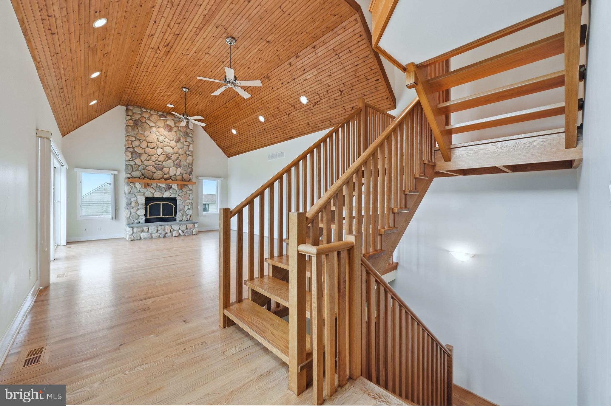 CHESAPEAKE ISLE - Residential
