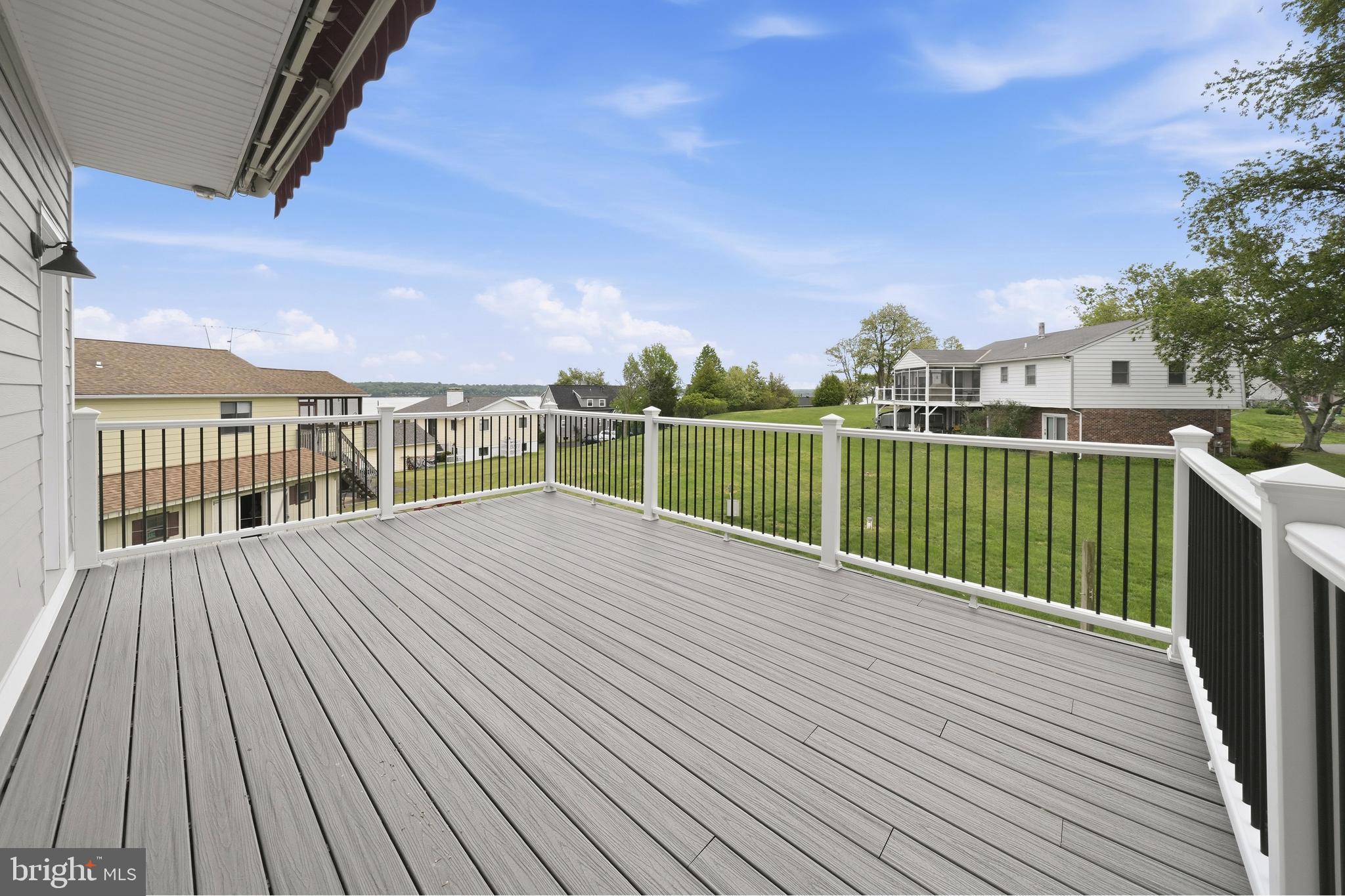 CHESAPEAKE ISLE - Residential