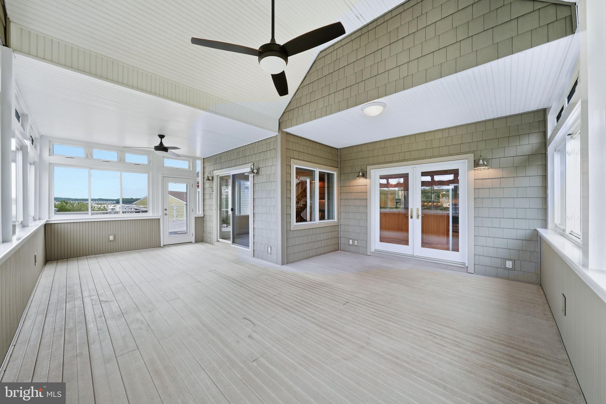 CHESAPEAKE ISLE - Residential
