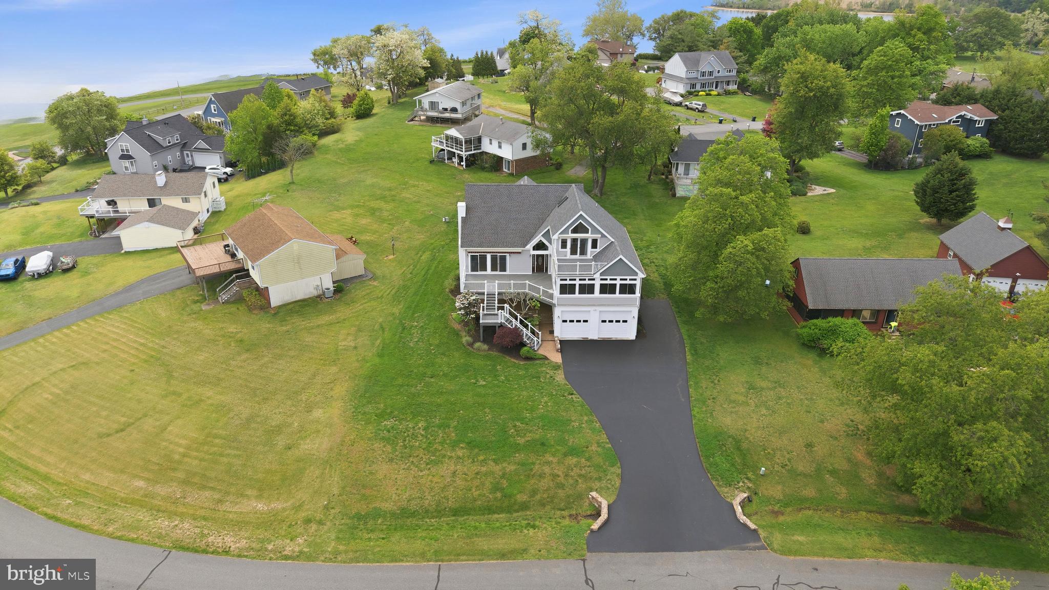 CHESAPEAKE ISLE - Residential