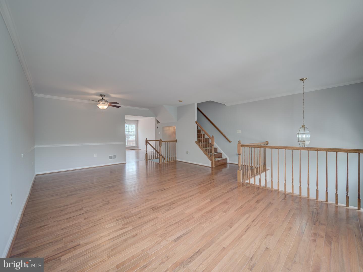 PARADISE - Residential Lease