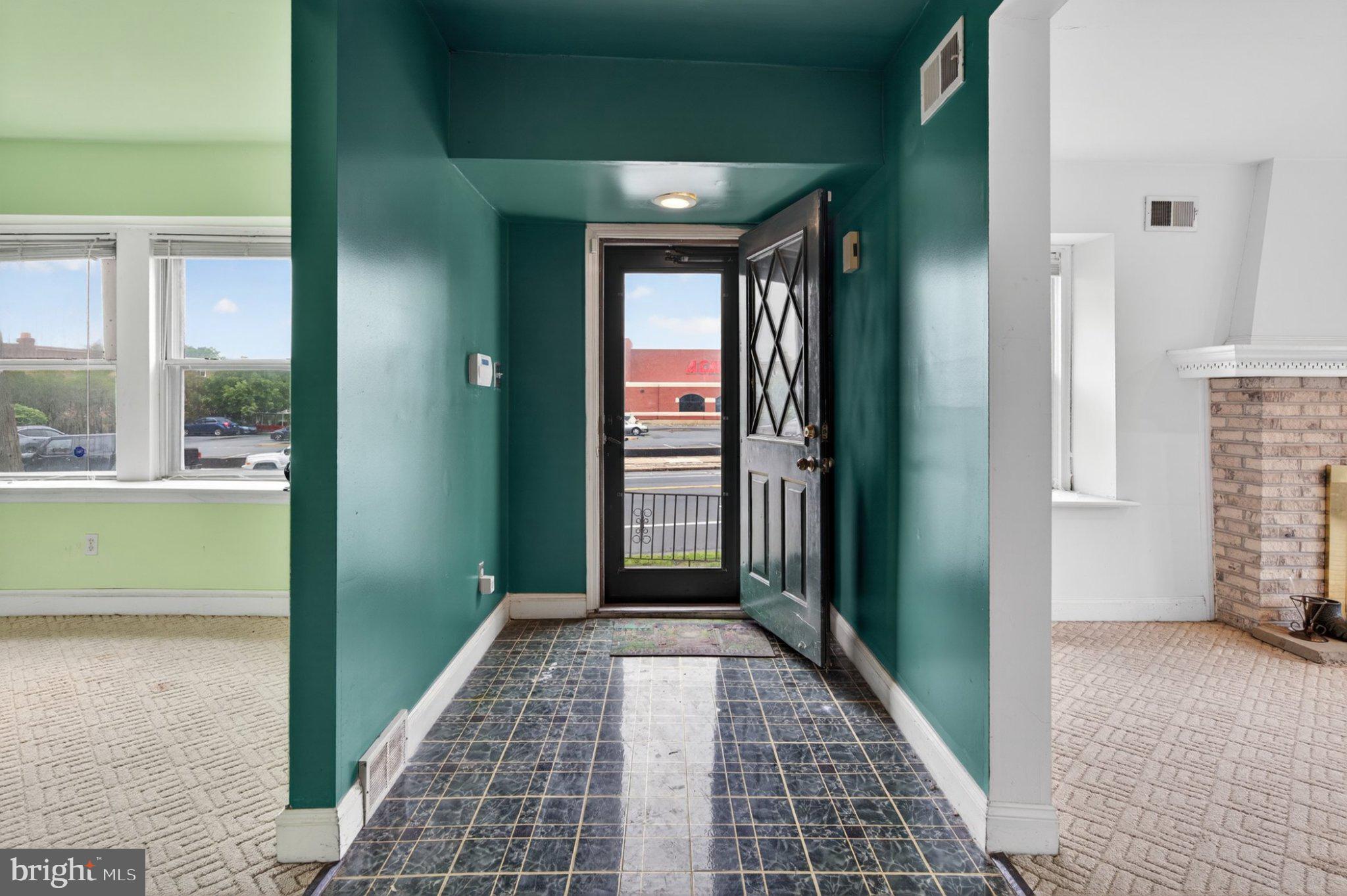 BURHOLME - Residential