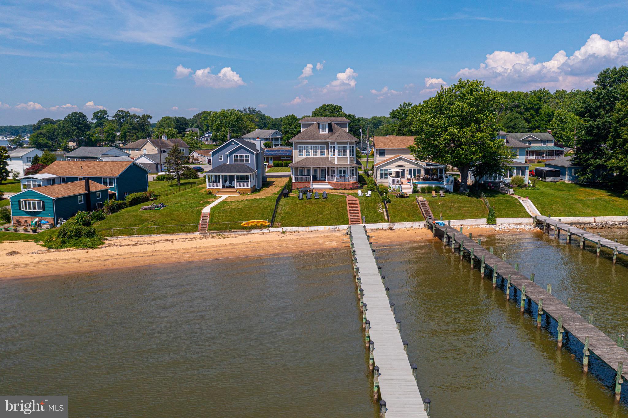 ROCKAWAY BEACH - Residential