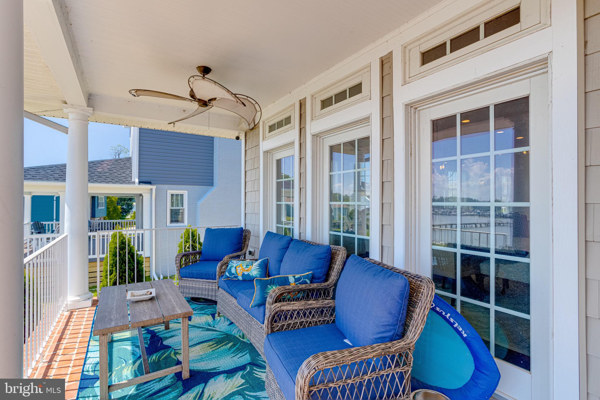 ROCKAWAY BEACH - Residential