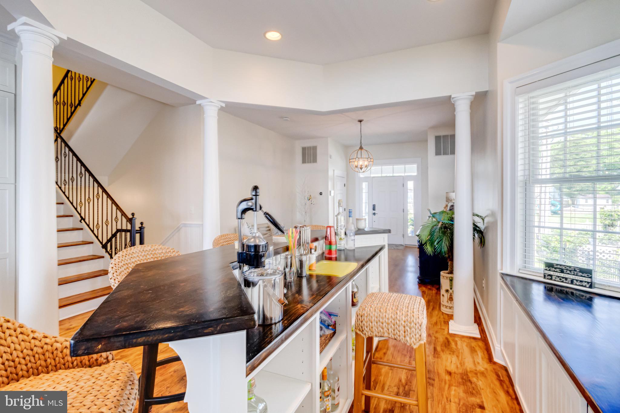ROCKAWAY BEACH - Residential
