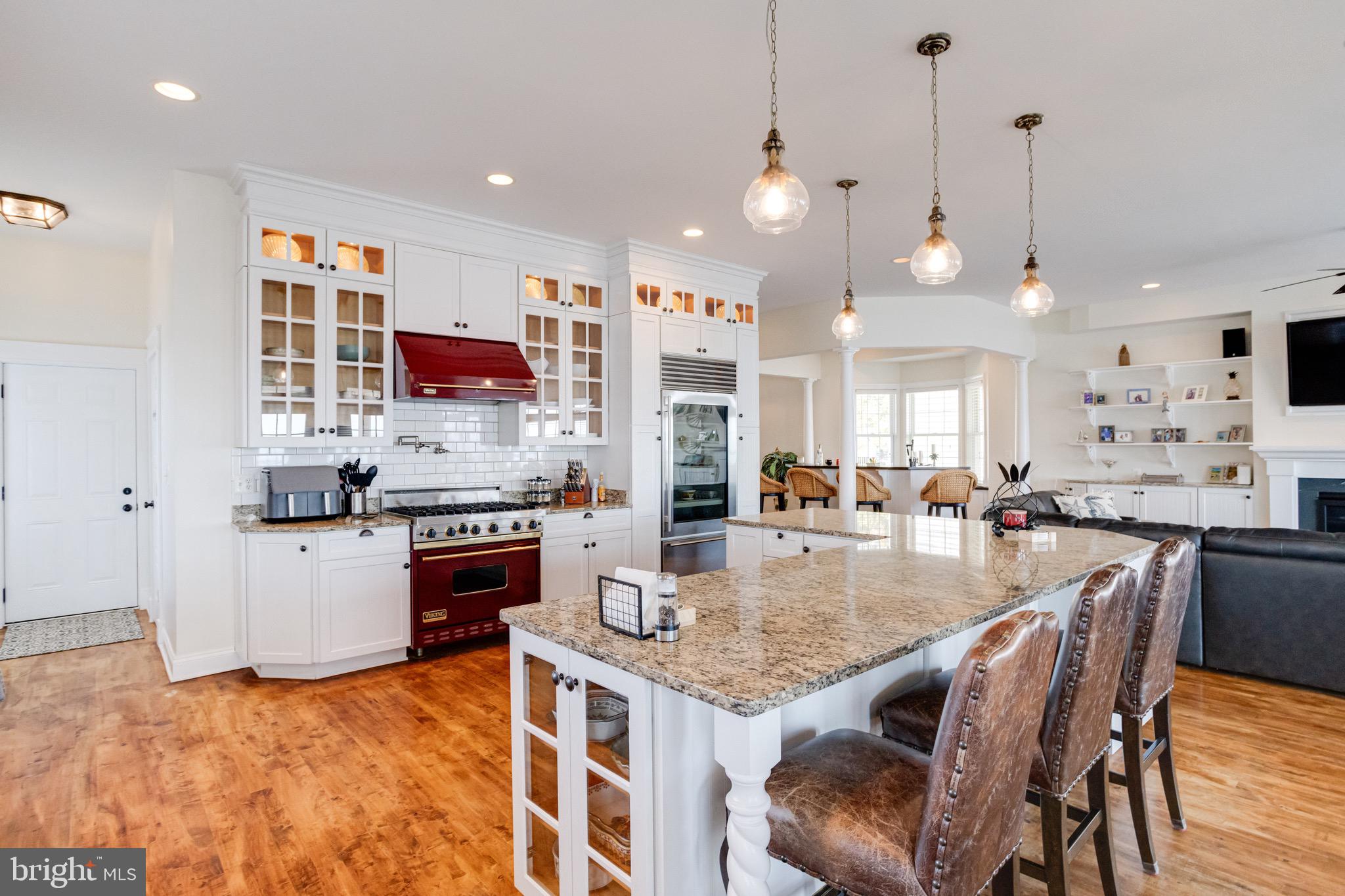 ROCKAWAY BEACH - Residential
