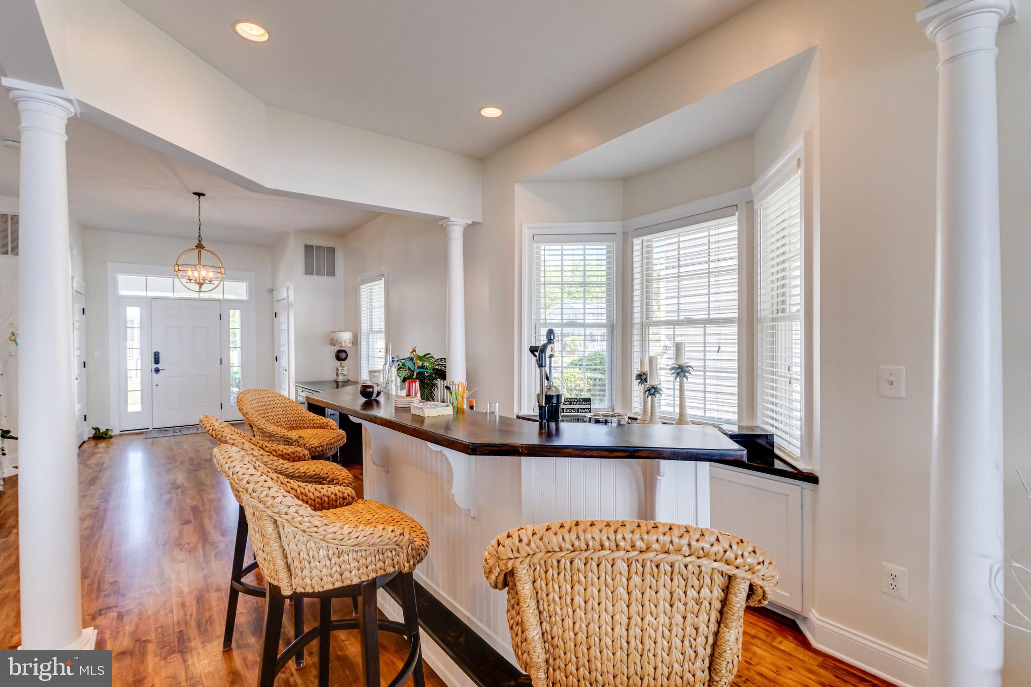 ROCKAWAY BEACH - Residential