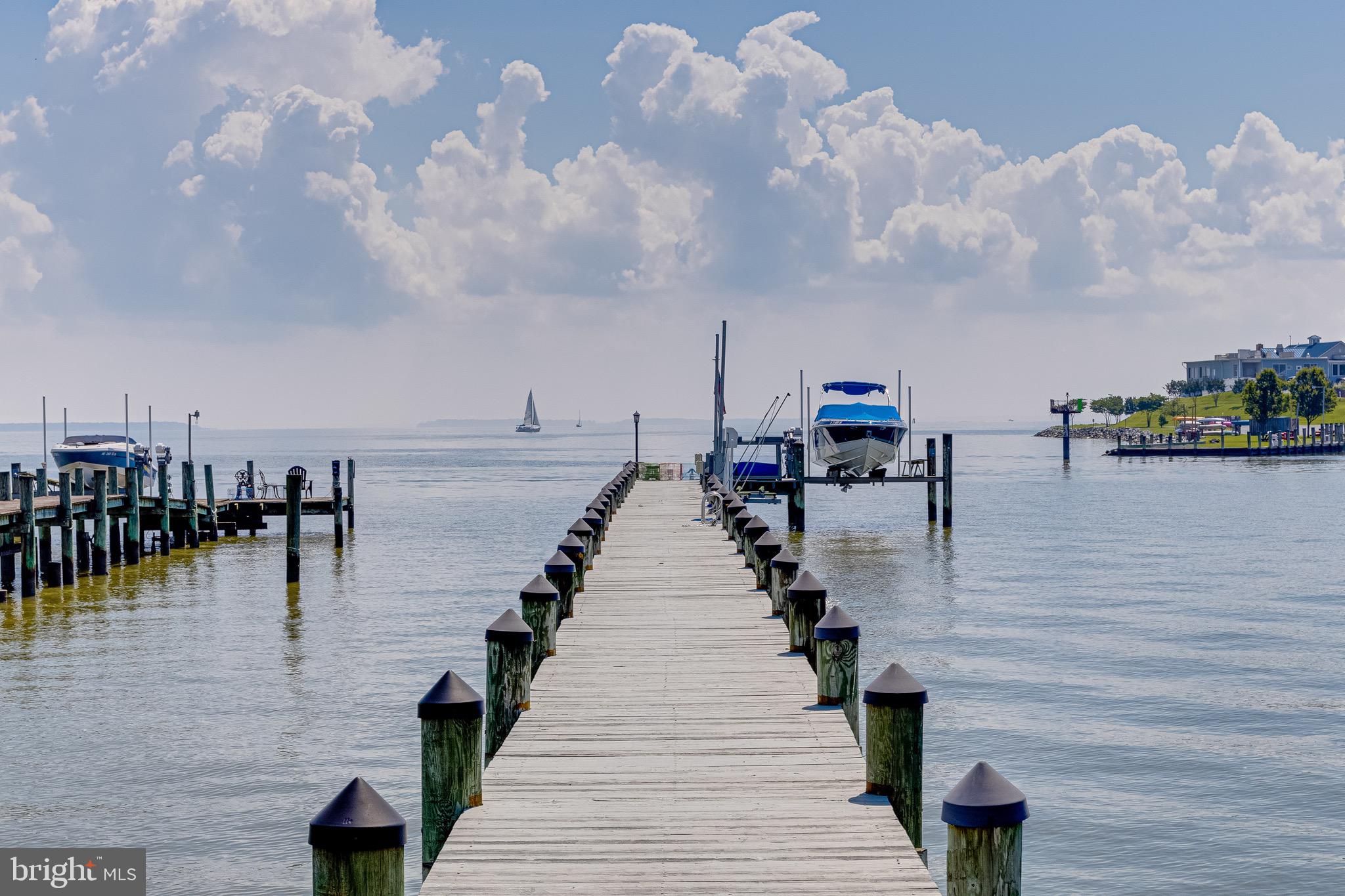 ROCKAWAY BEACH - Residential